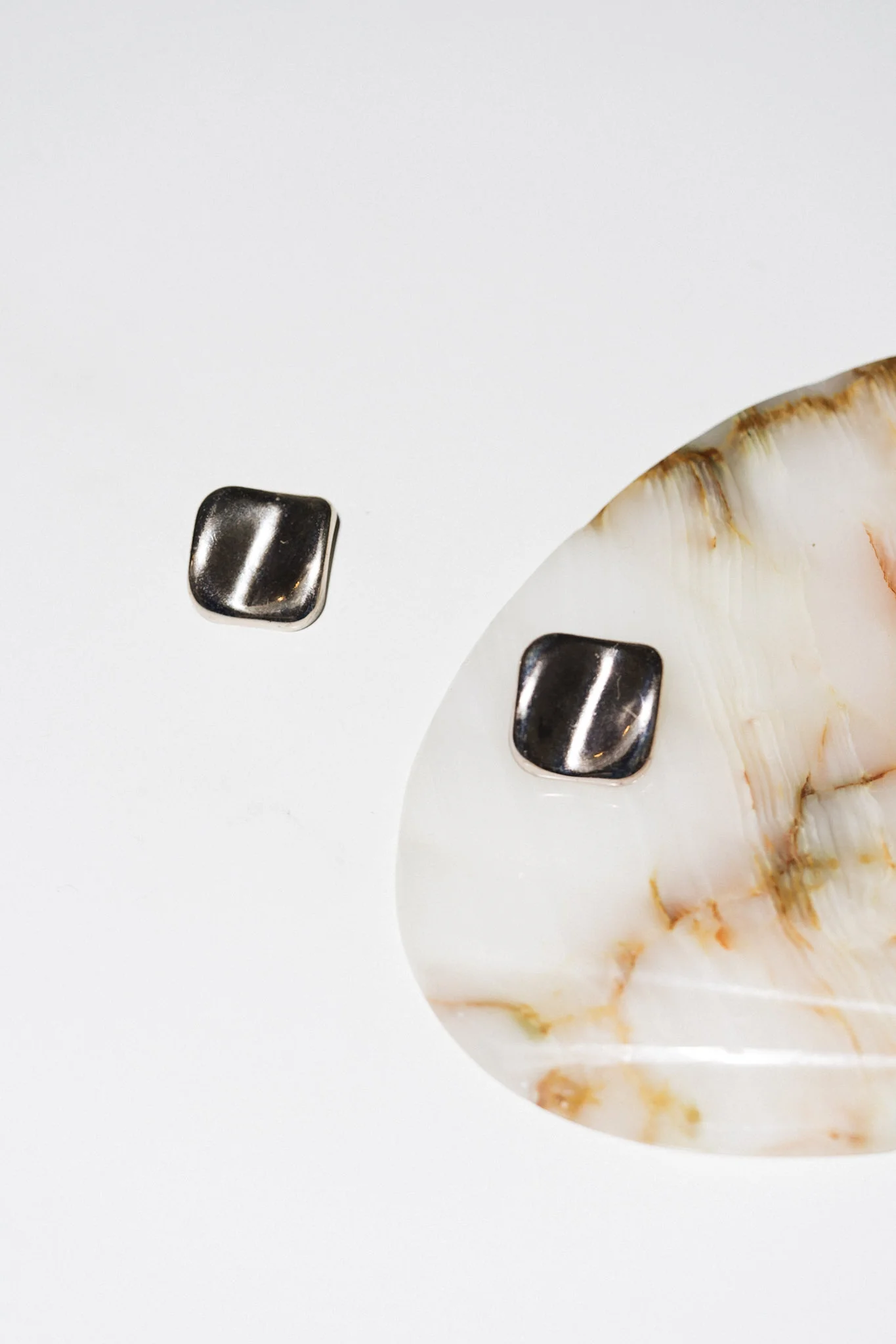 VINTAGE | SILVER SQUARE EARRINGS