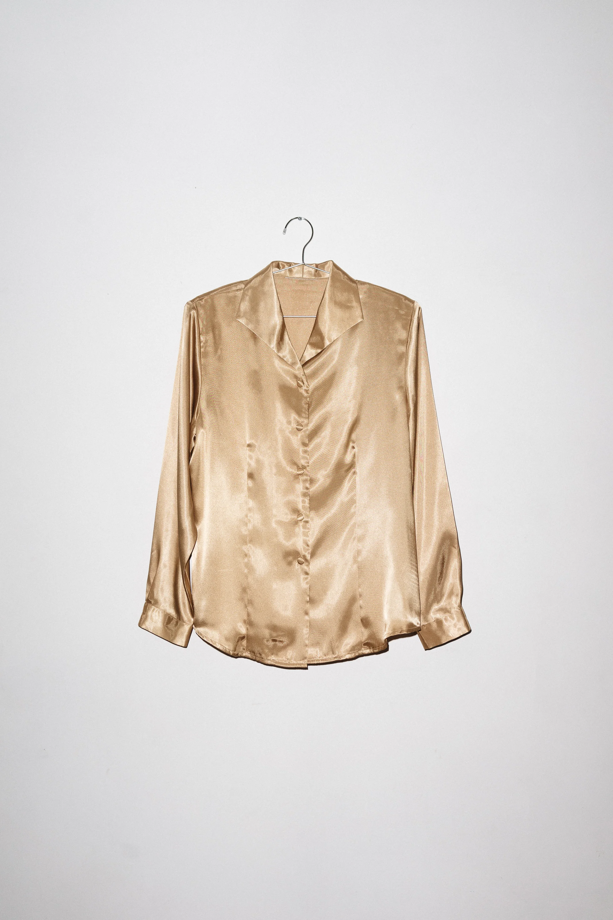 VINTAGE | SILK BUTTON-UP