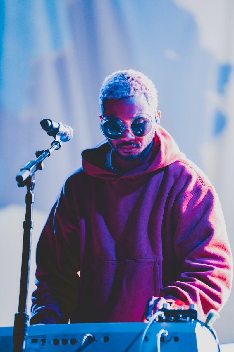 Toro Y Moi