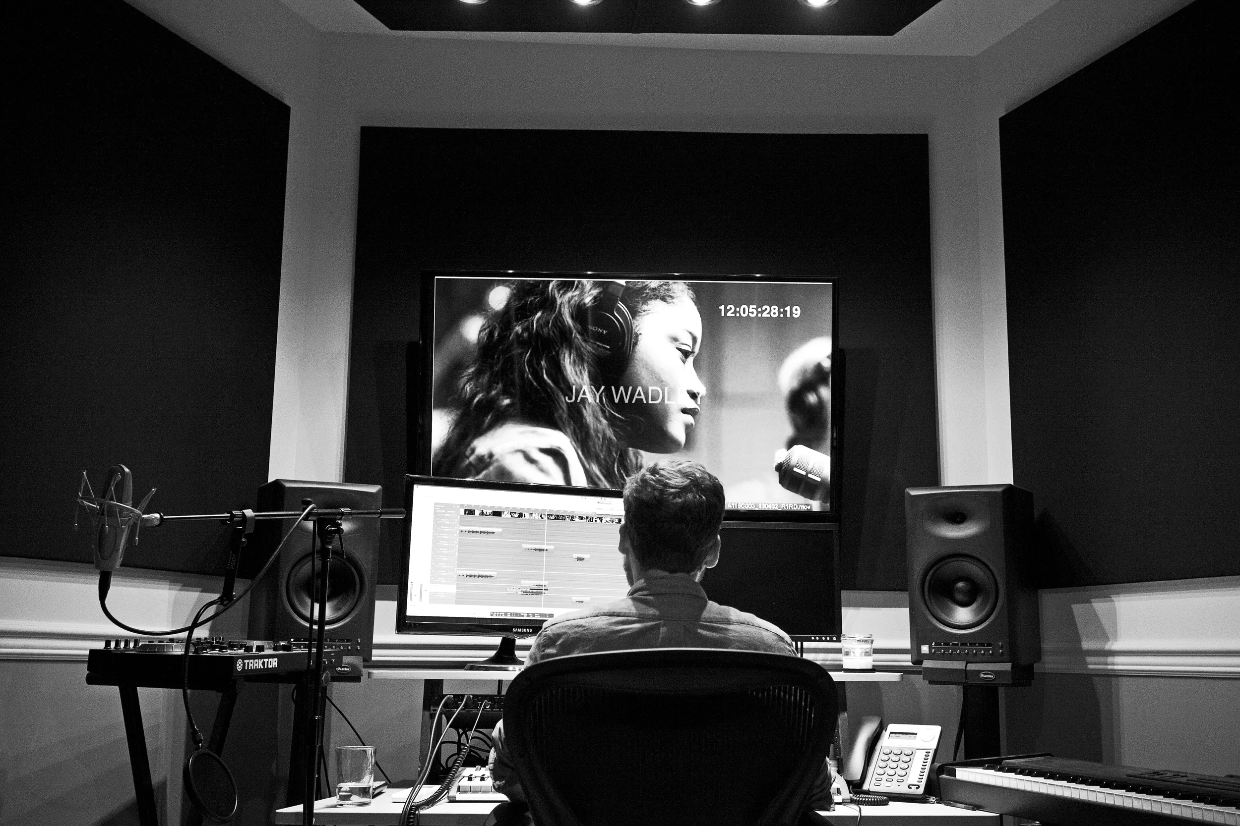 studio_15.jpg