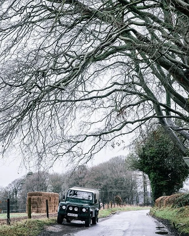 The countryside is we, stormy and parked along the end he’s of fields close to warm pubs, the usual suspects are parked. Land Rovers, wellies and tweed is in abundance, it’s one of the reasons I love the countryside, the attire and modes of transportation is always in a league of its own. We batten down the hatches as yet another wild storm rages this weekend, hurrying out the front door and seeking refuge in a tea house after lunch, and a planned visit to the pub after dinner. It’s simple pleasures of warmth next to a crackling fireplace ad a steaming cup of tea that gets us through the torrential downpours and angry winds. It’s the perfect weekend for reading. I’ve pulled out a few favorites to peruse and maybe one to actually snuggle up with a blanket to read from. I like the perusing, like little literary nibbles, I work my way from back to front and from the middle to the beginning, and take great joy in the smaller bites of chapters I earmark to return to on another stormy weekend. #myenglishcountryside