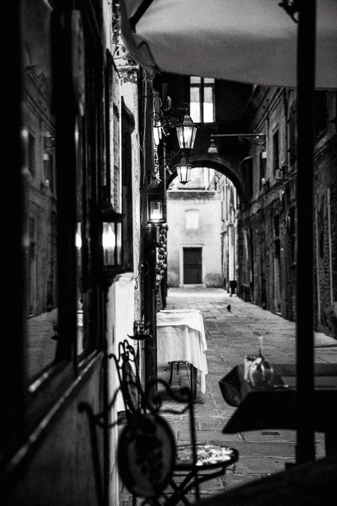 Back alley scene, Venice