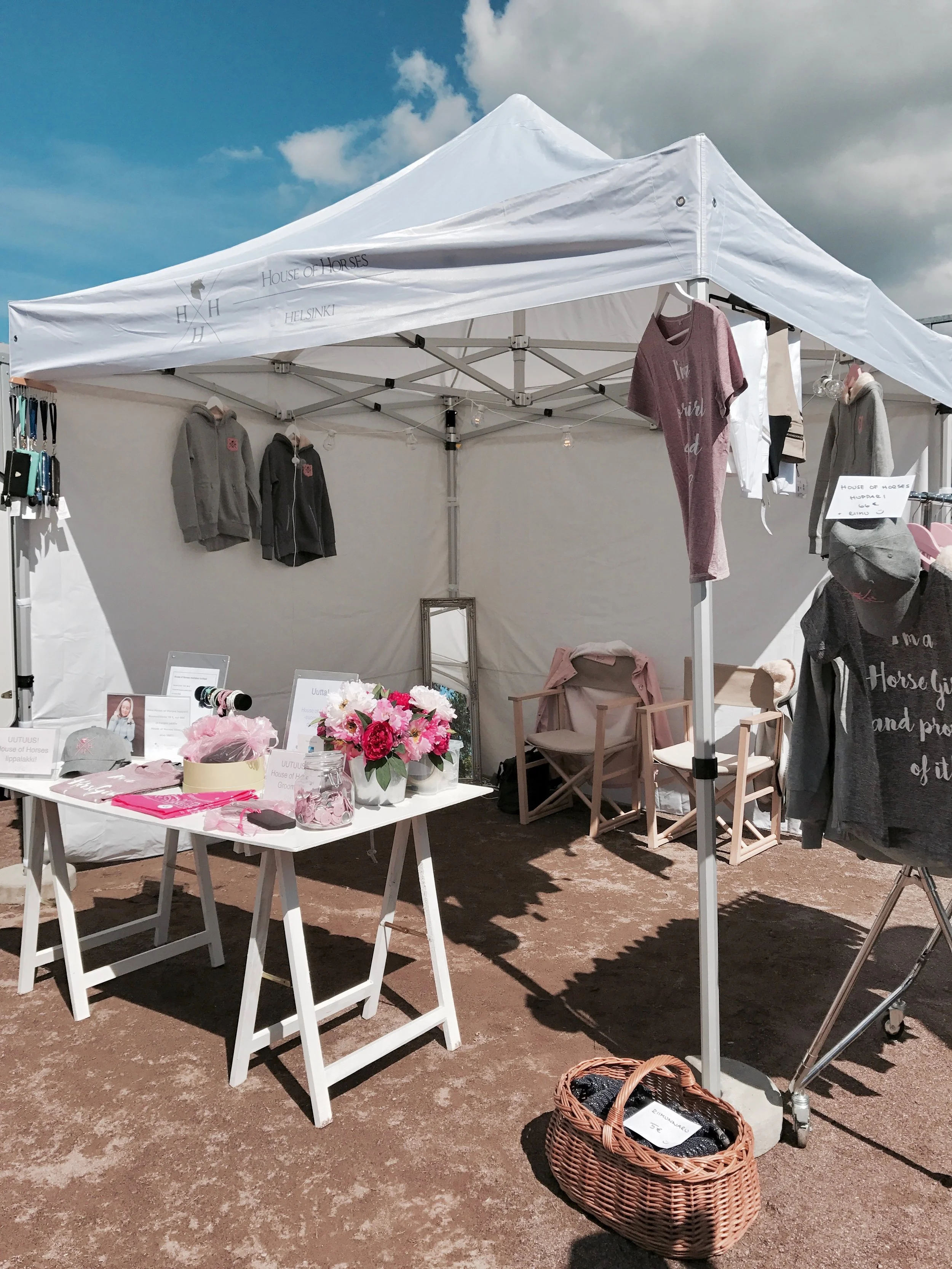 The white HoH tent that travelled the equestrian competitions in the summer 2017