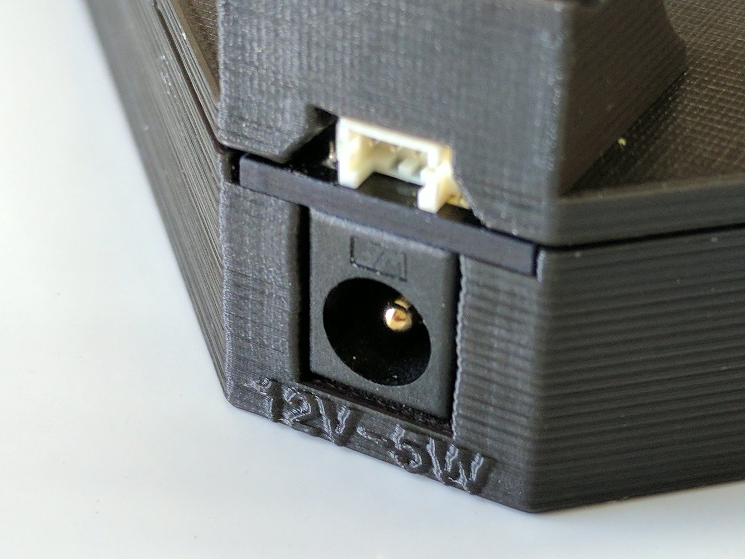 Exposed Connectors