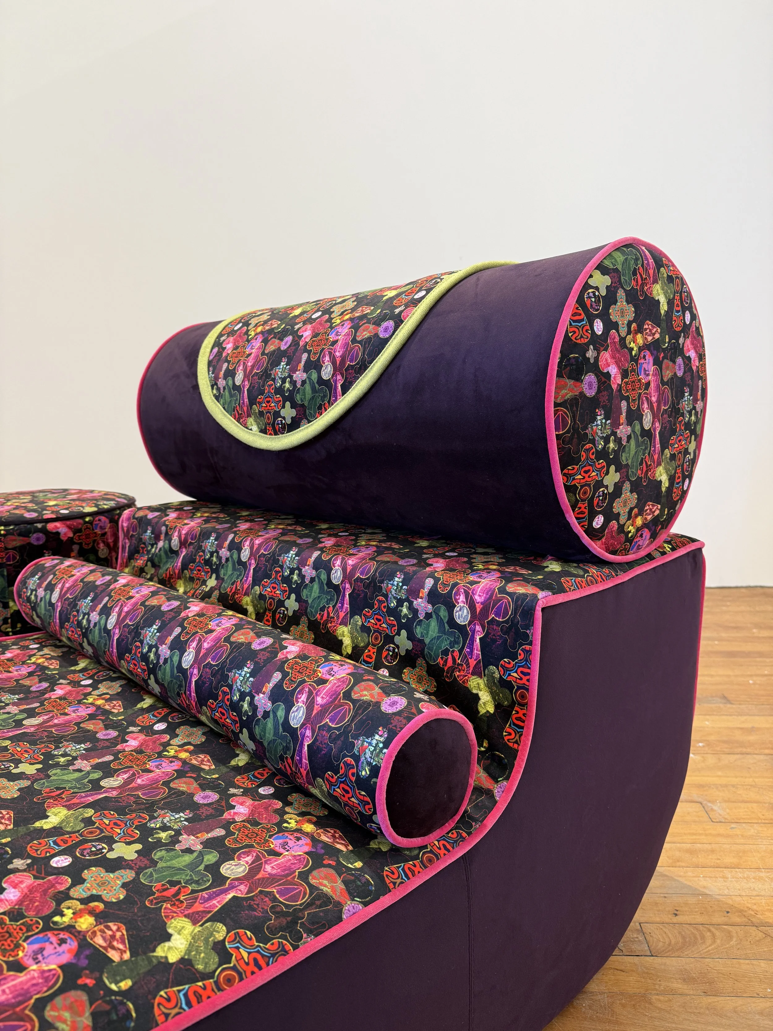 Close up of the Salford Centenary Chaise