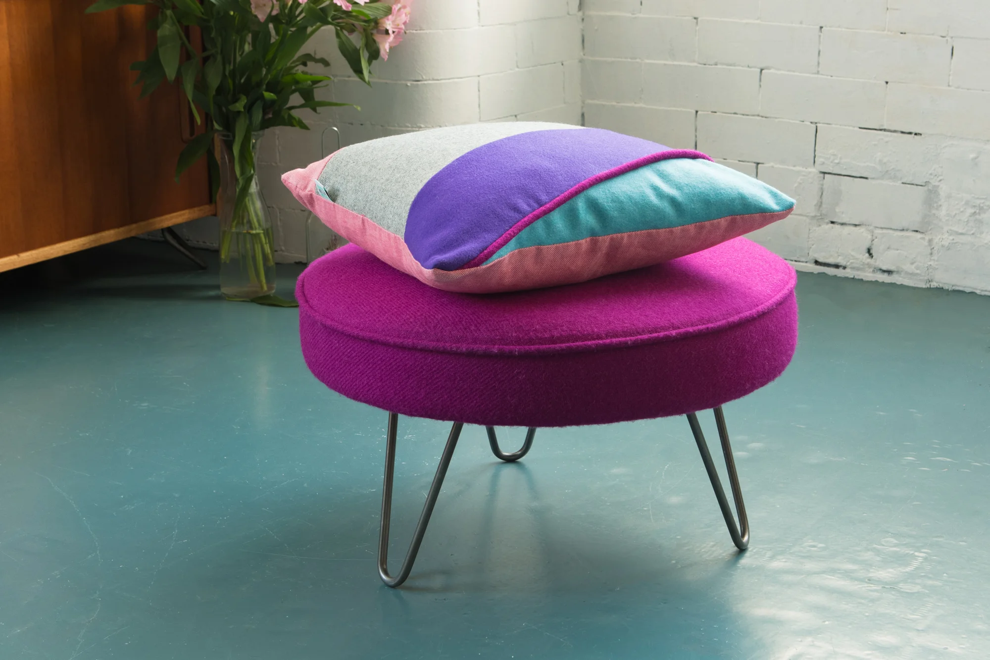 RoundFS_Pink-002-Situ.jpg