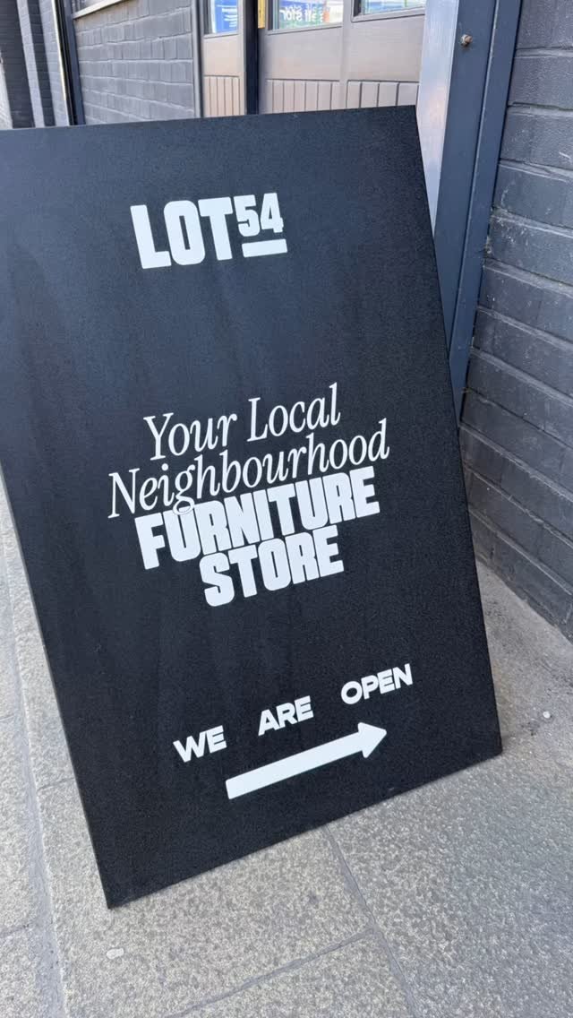 If you’re near to Altrincham it’s worth a mooch around the new concept store @lot54store from the team behind @roseandgreyinteriors
A nice blend of vintage, new and outlet furniture finds. Soft furnishings, ceramics, lighting and candle