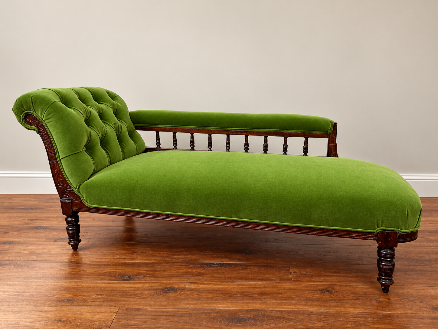 Olive Velvet Victorian Chaise Lounge.png