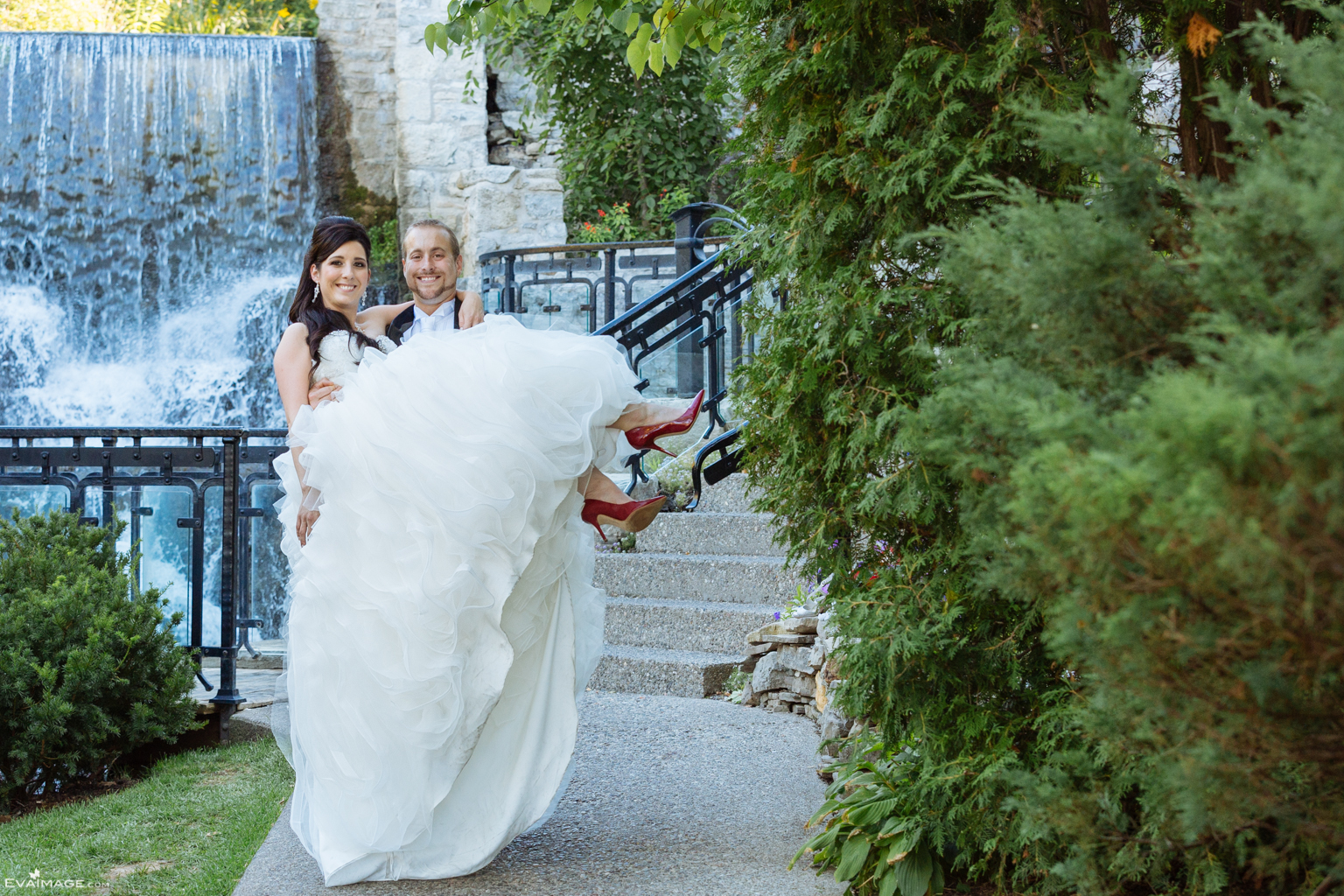 Ancaster_Mill_Wedding_EvaImage-423.jpg