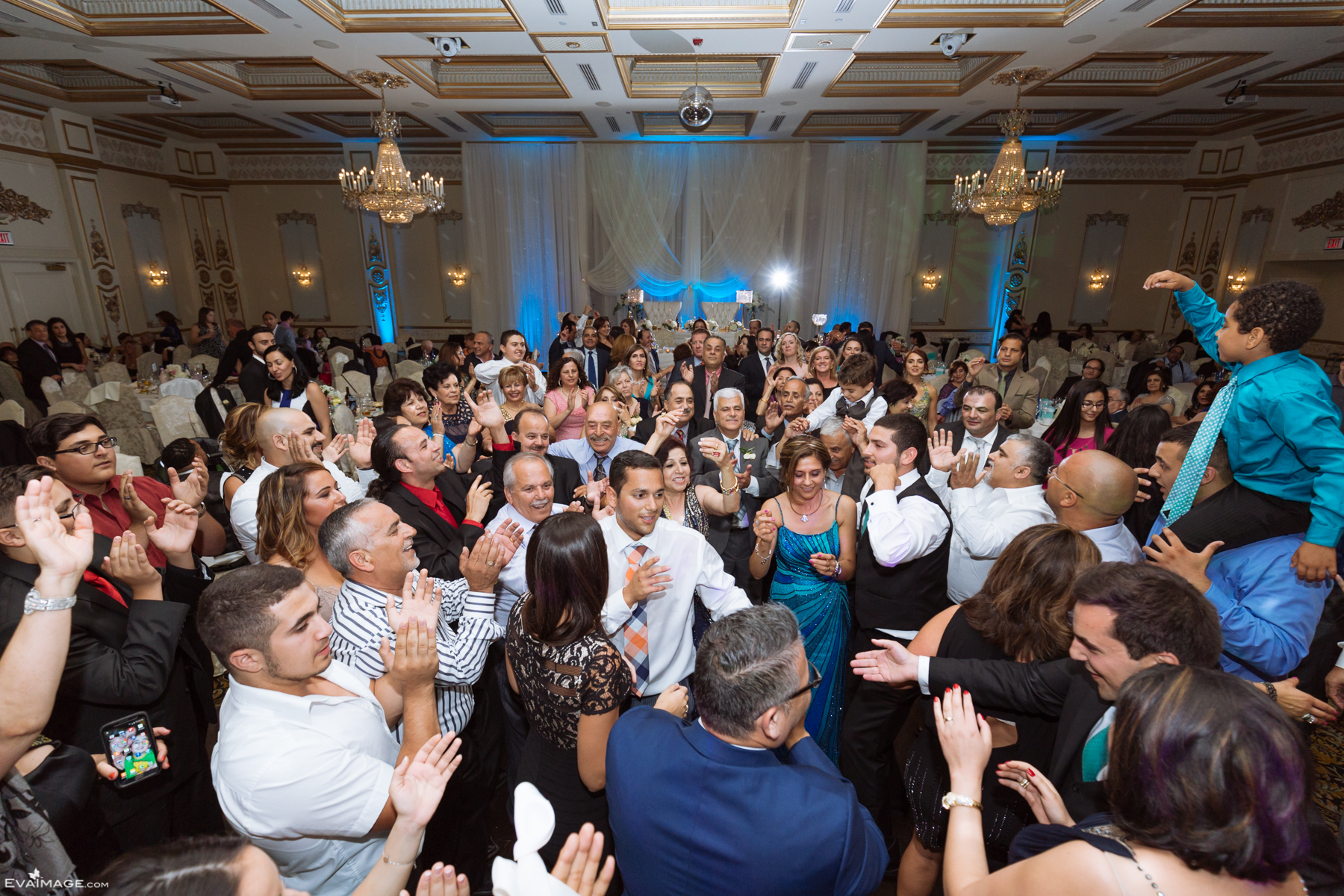  Shouldice Hospital & The Venetian Banquet Hall Summer Wedding Toronto 