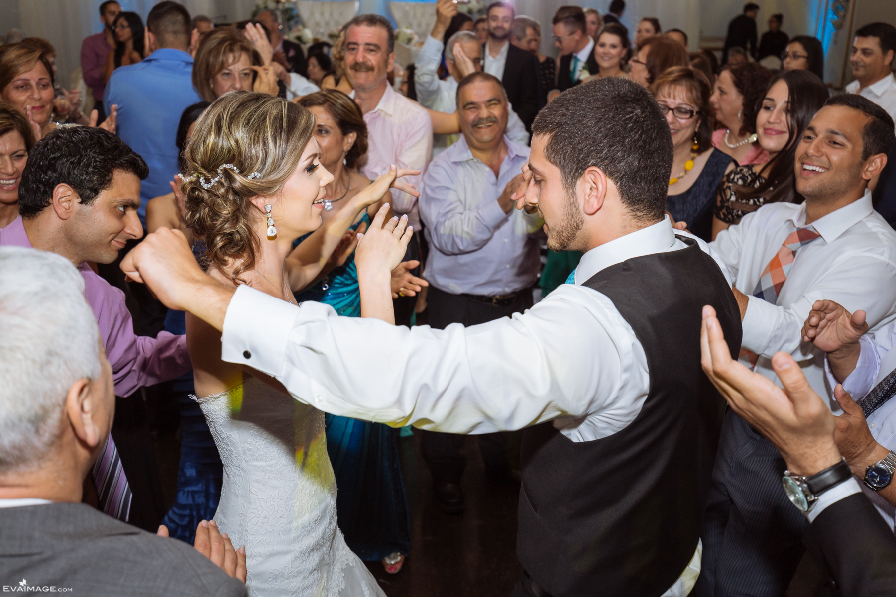  Shouldice Hospital & The Venetian Banquet Hall Summer Wedding Toronto 