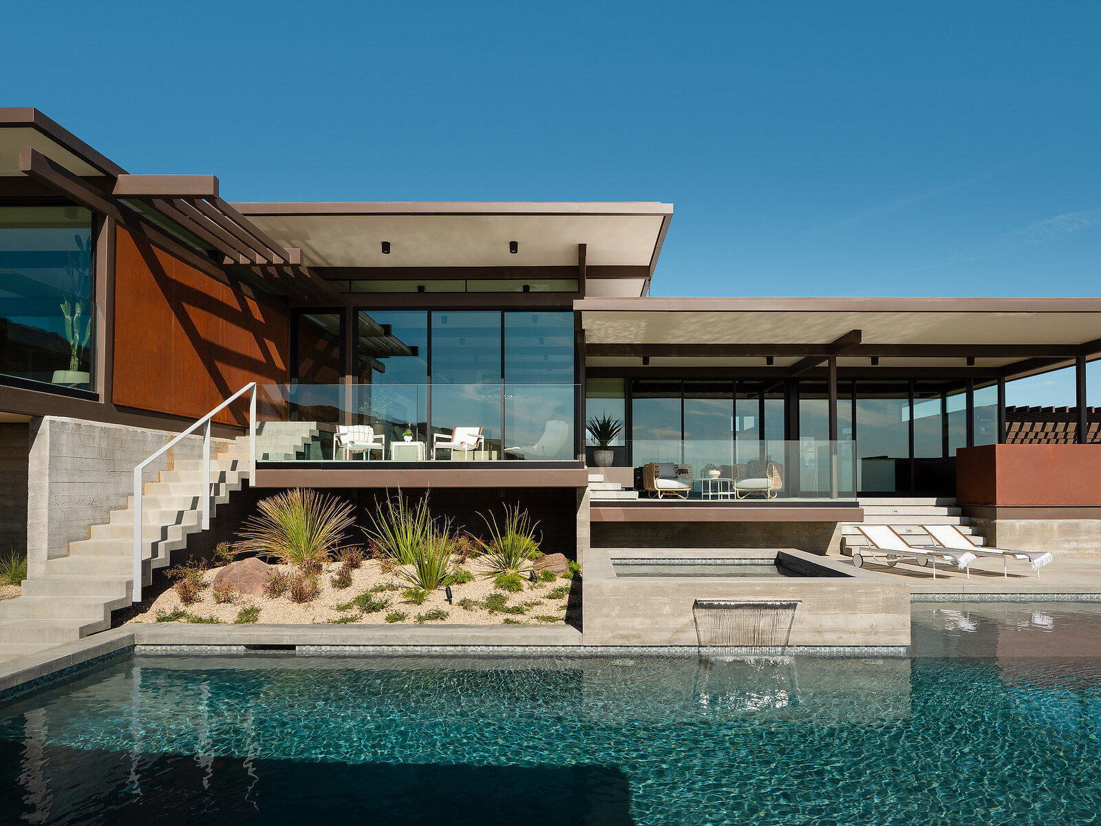 Desert Palisades Luxury Lots and Homes For Sale