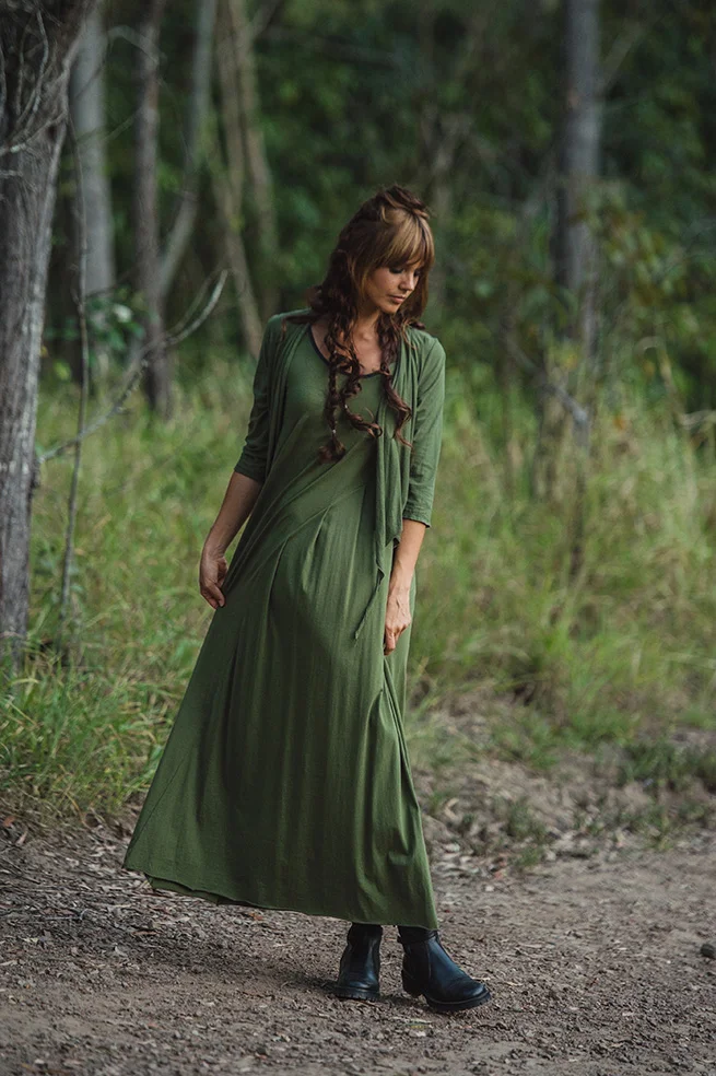 Faith maxi dress & Quirk 3/4 shrug