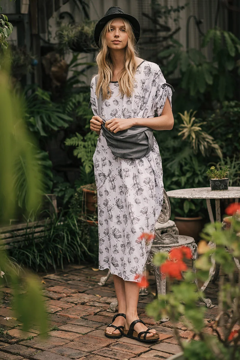 LORE DRESS & NORTH BAG