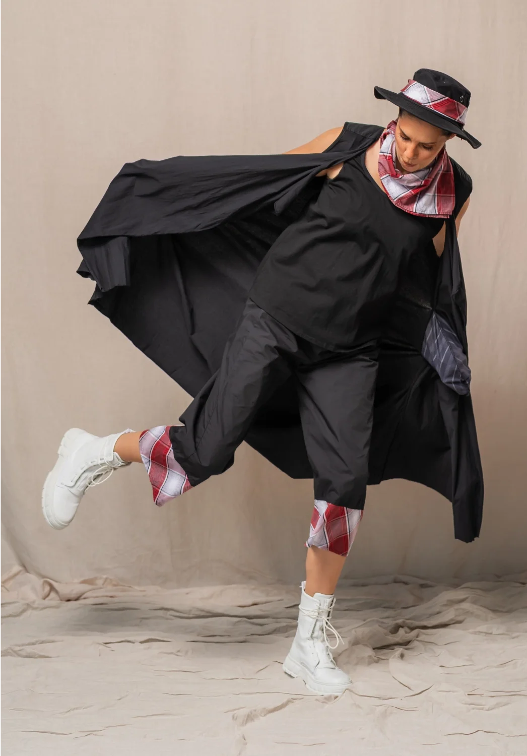 Wanderer Vest - Abby Top - Sundown Pants - Echo Bandana