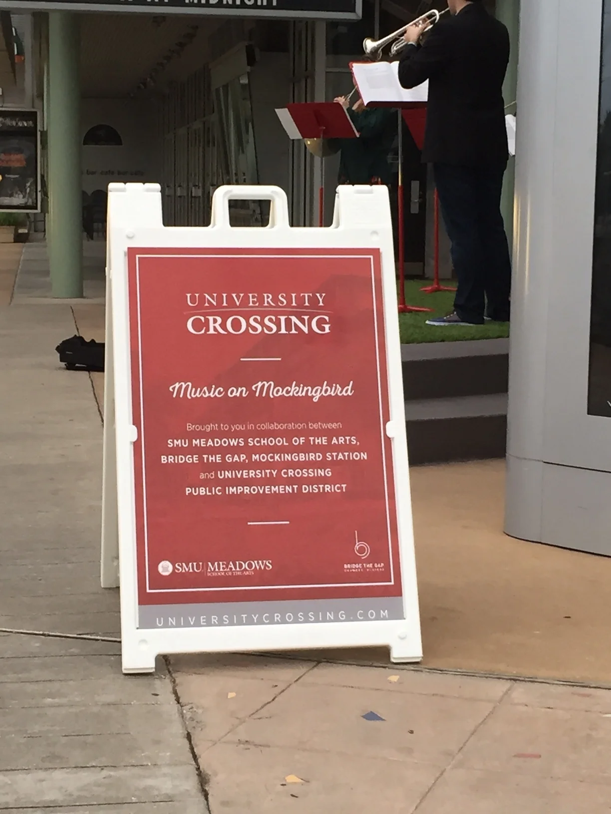 Music on Mockingbird