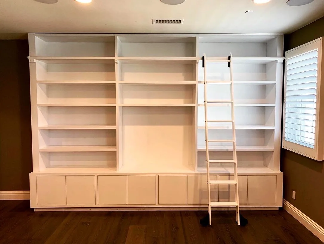 CUSTOM WHITE OAK CABINET