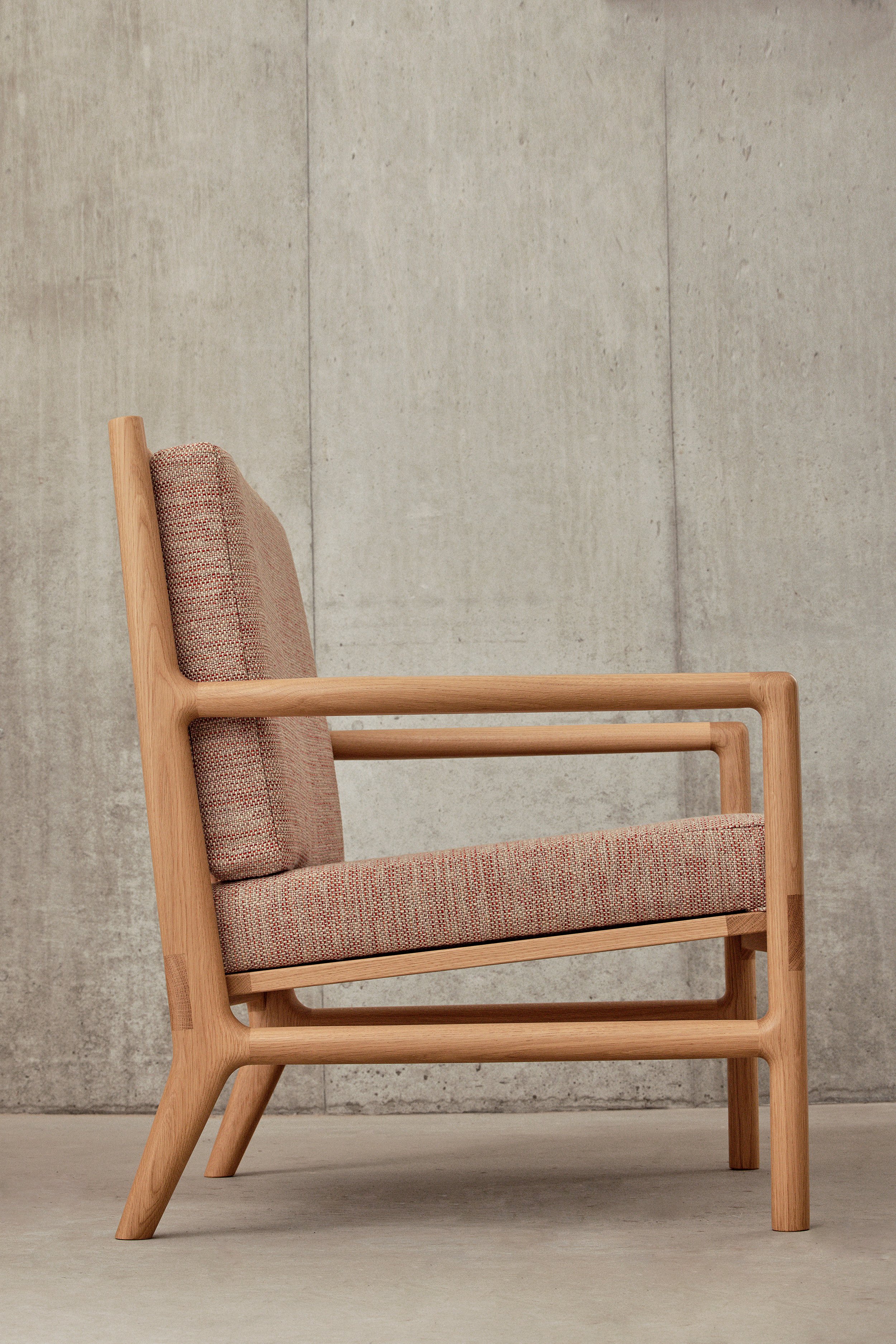 vaughan chair white oak side view.jpg