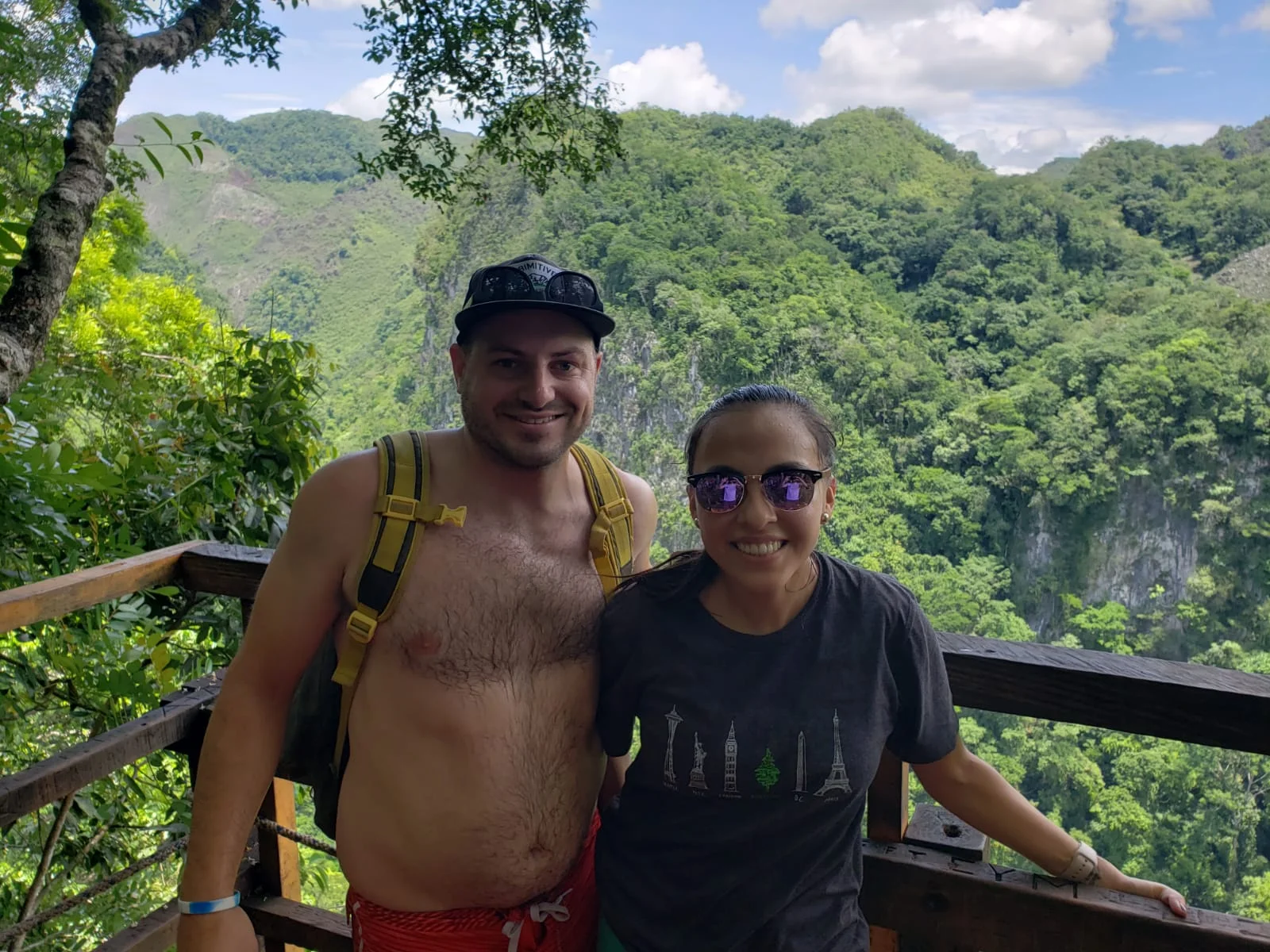 This is a serious question for the fashion bloggers, how the hell do you manage to have perfect pictures in places like this?? I was sweating so much after a long steep hike and this is the best that I got.