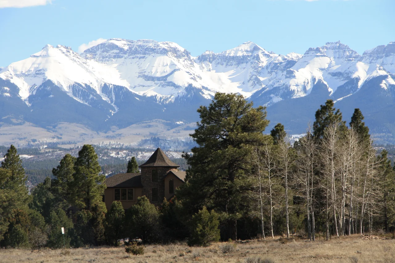 Log Hill Mesa is snow-free after the big dump a couple weeks ago. View from the FairwayPines area towards the Sneffels Range. 
