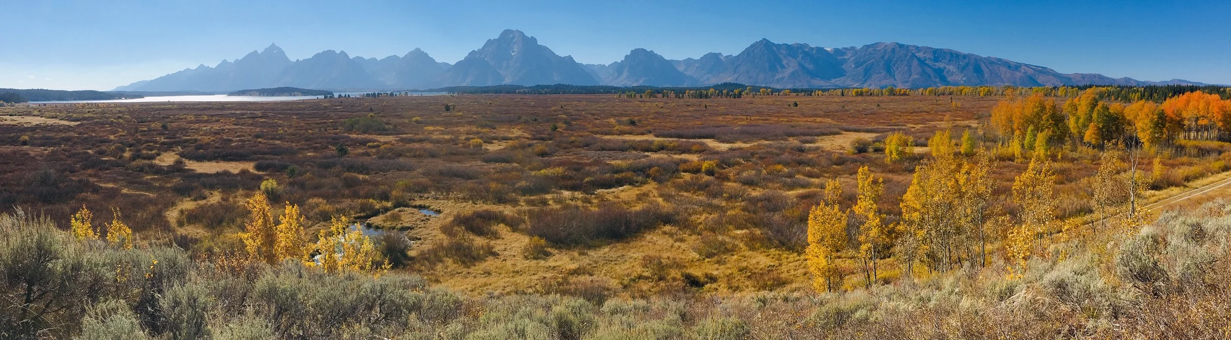 A morning pano taken not far from our campsite, was not expecting to see so much color at the end of September so far north, but pleasantly surprised.