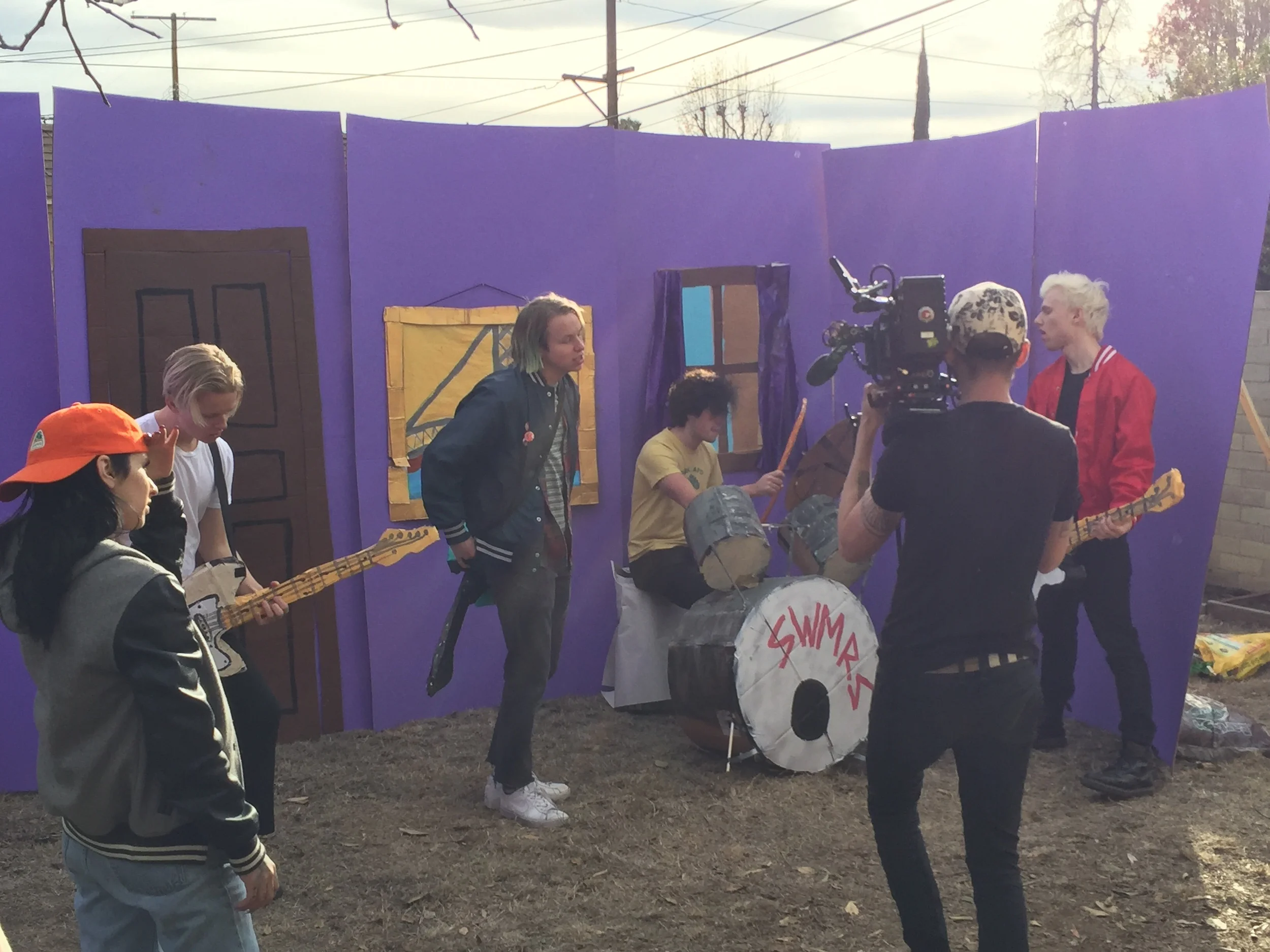 bands here. Let's shoot.