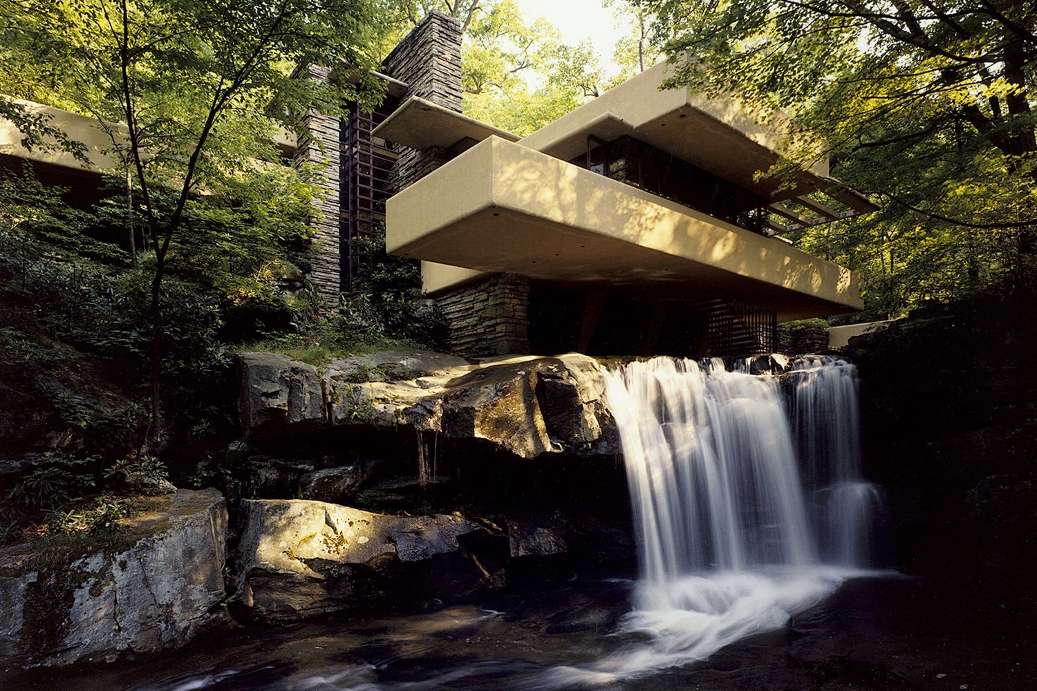 Frank Lloyd Wright's falling waters