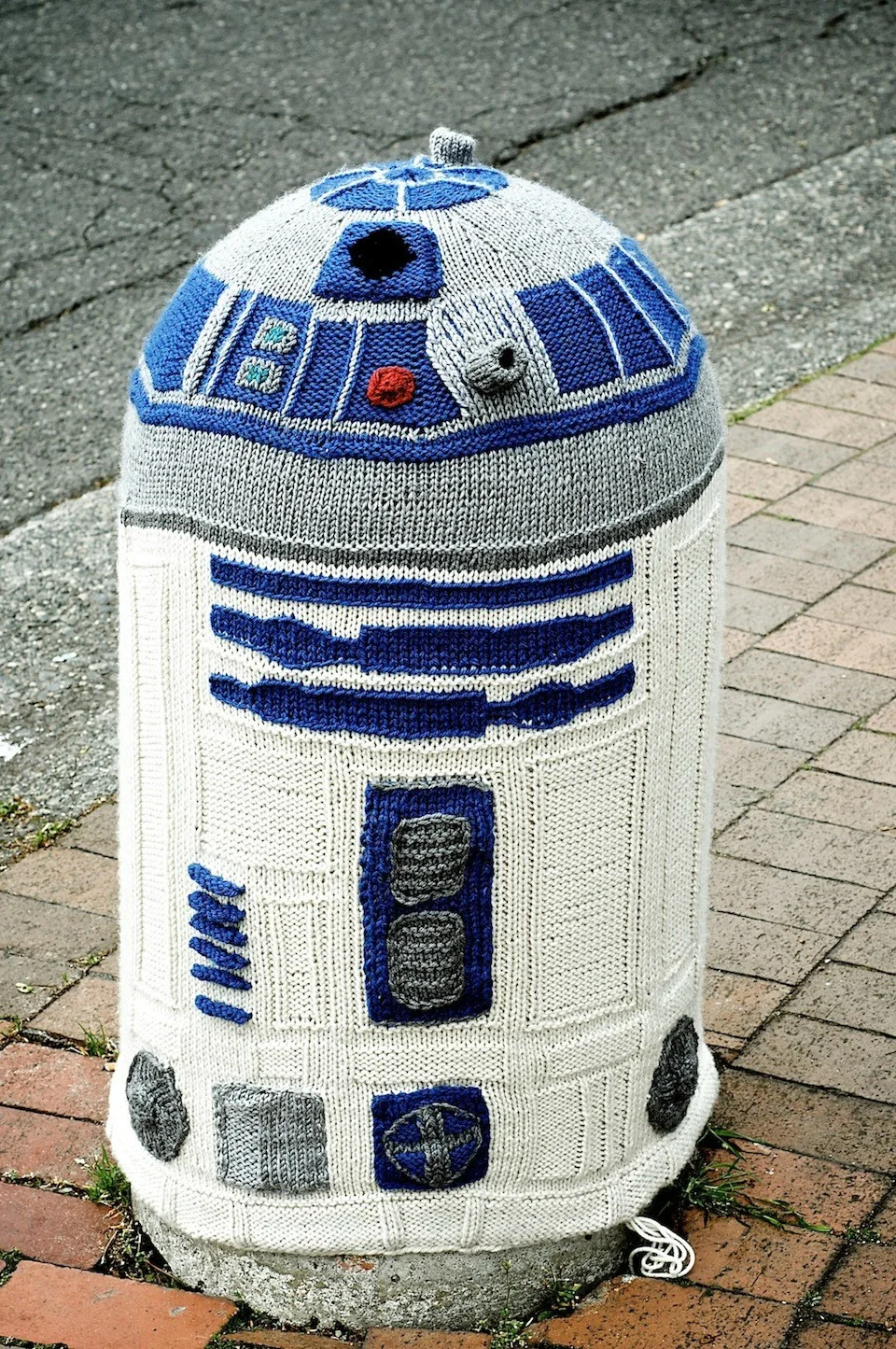 R2D2.jpg