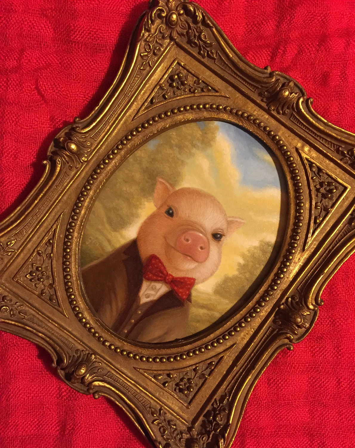 pig_painting_in_frame_Gina_Matarazzo.jpg