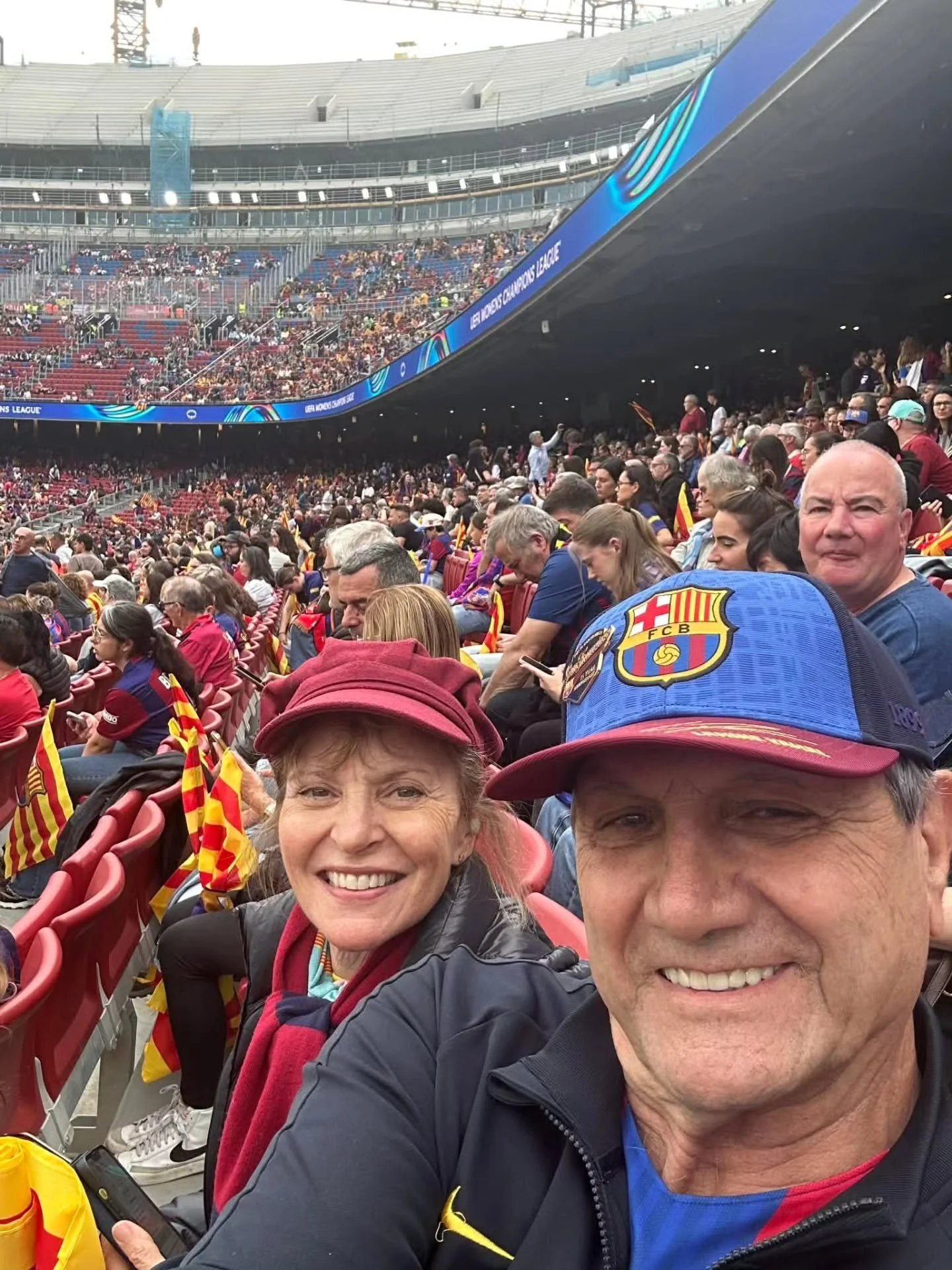 A la final!! 🔵🔴🏆

Some of our Penyistas were there today to see Bar&ccedil;a Femen&iacute; defeat Bayern Munich and book their place in the final. What a special moment to witness in person.

So proud of this team, so proud of our people who got t