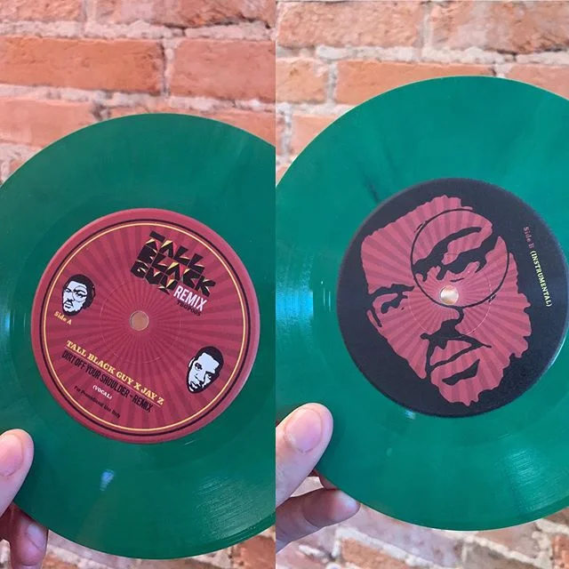 Tall Black Guy, dirt off your shoulder remix on 7inch #seemsfitting #vinylhoarder #straysolo #findyourbeat