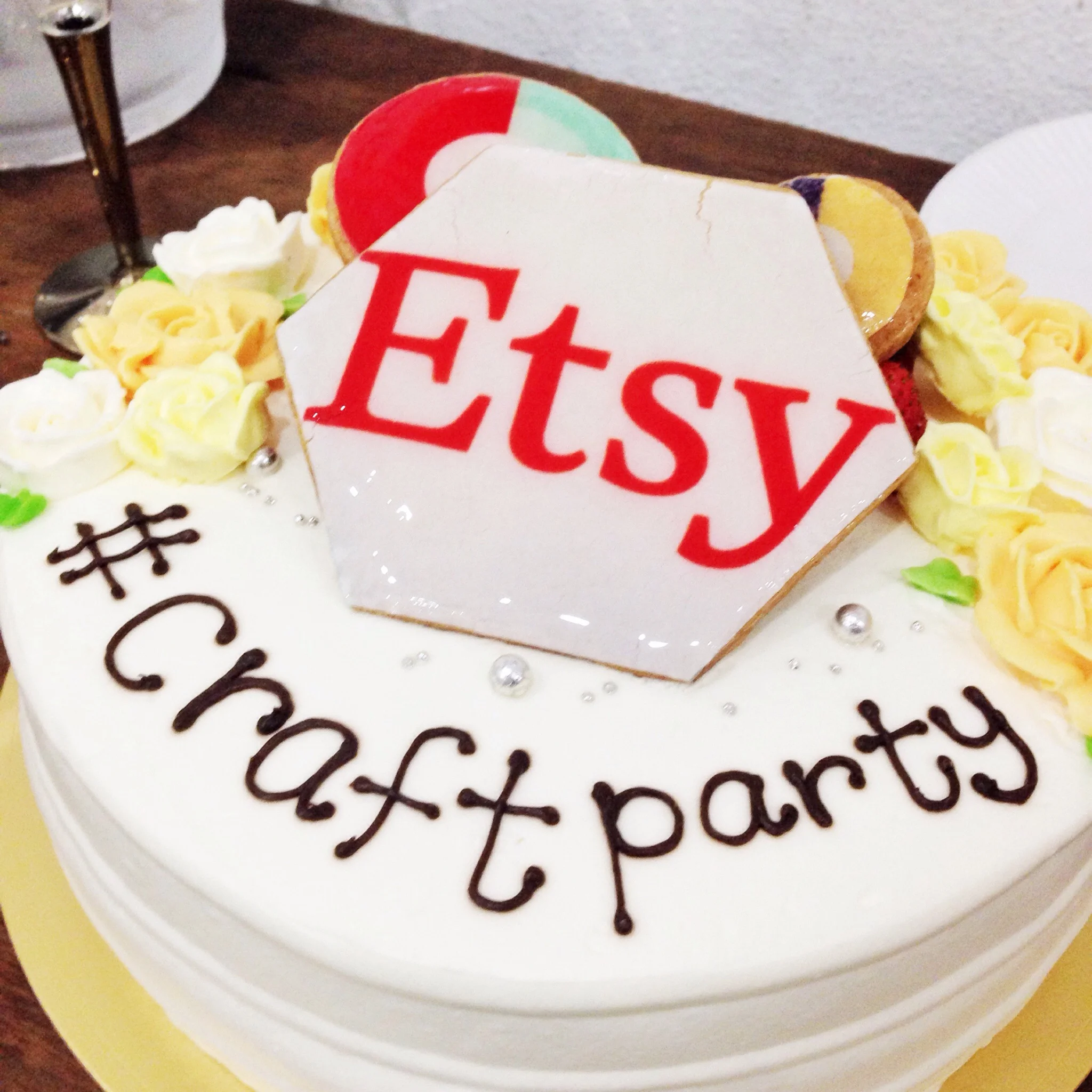 Loveliest cake for the night just for the Etsy #craftparty event!