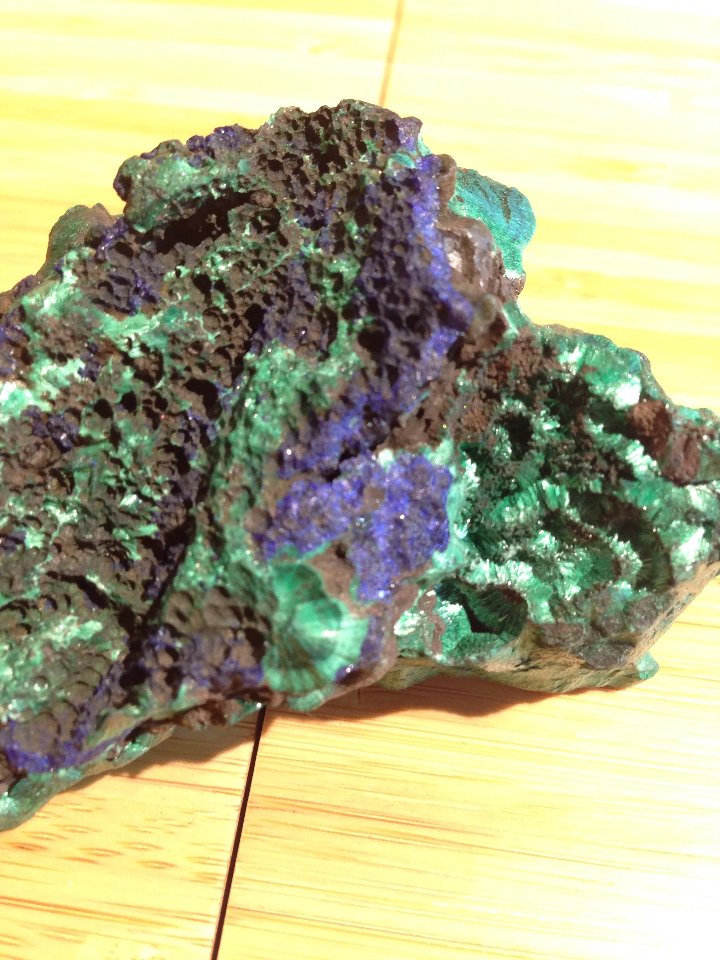 A mineral rock sample. What Colours do you see?