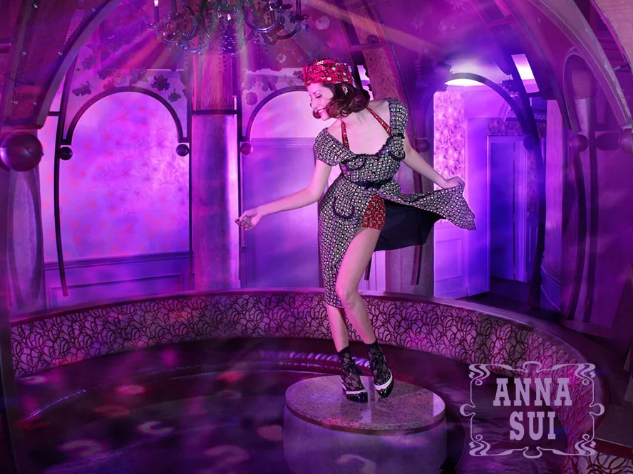 Anna_Sui_Becky_Yee_Logo.jpg