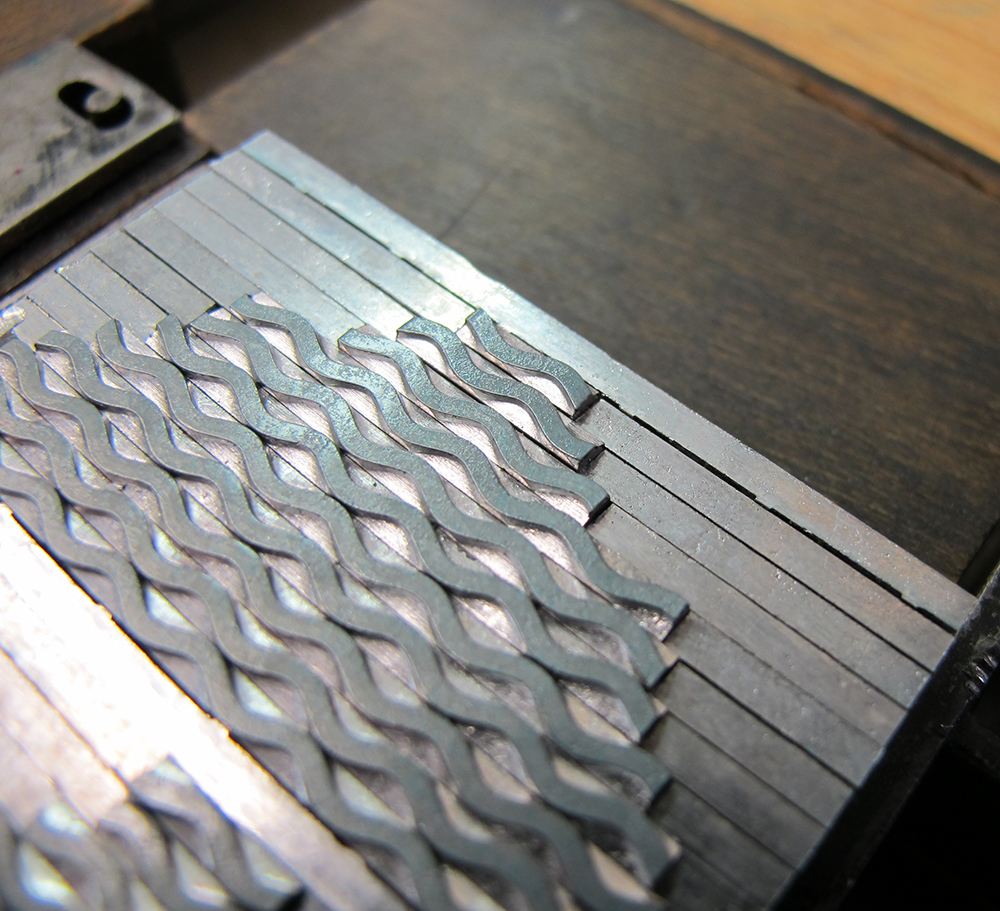 Form Cloud Linotype 6pt 136 Matrix Slide.jpg