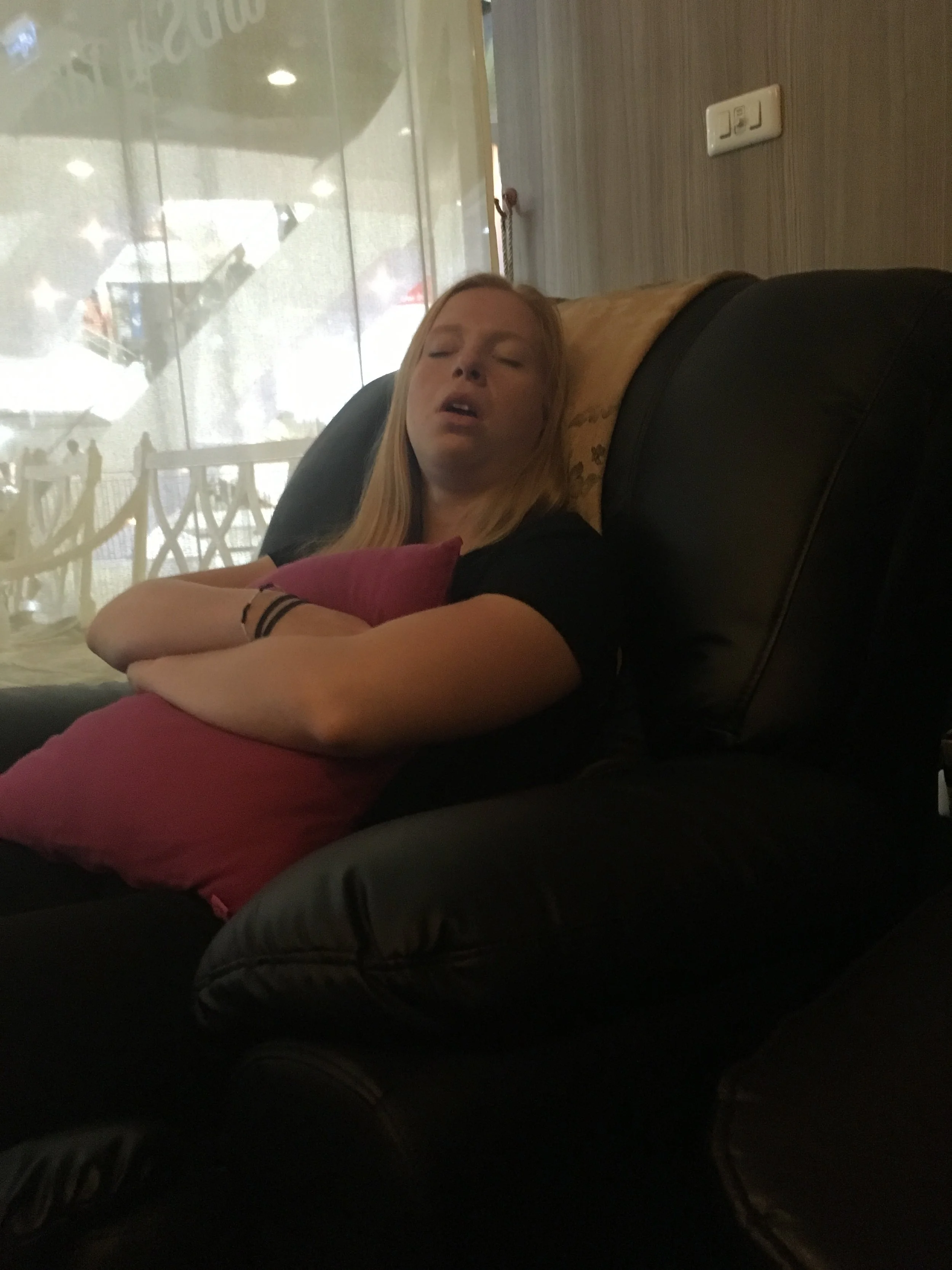 Materiaalia lauantailta. Nähtävästi loman tarve oli verrattain suuri :D