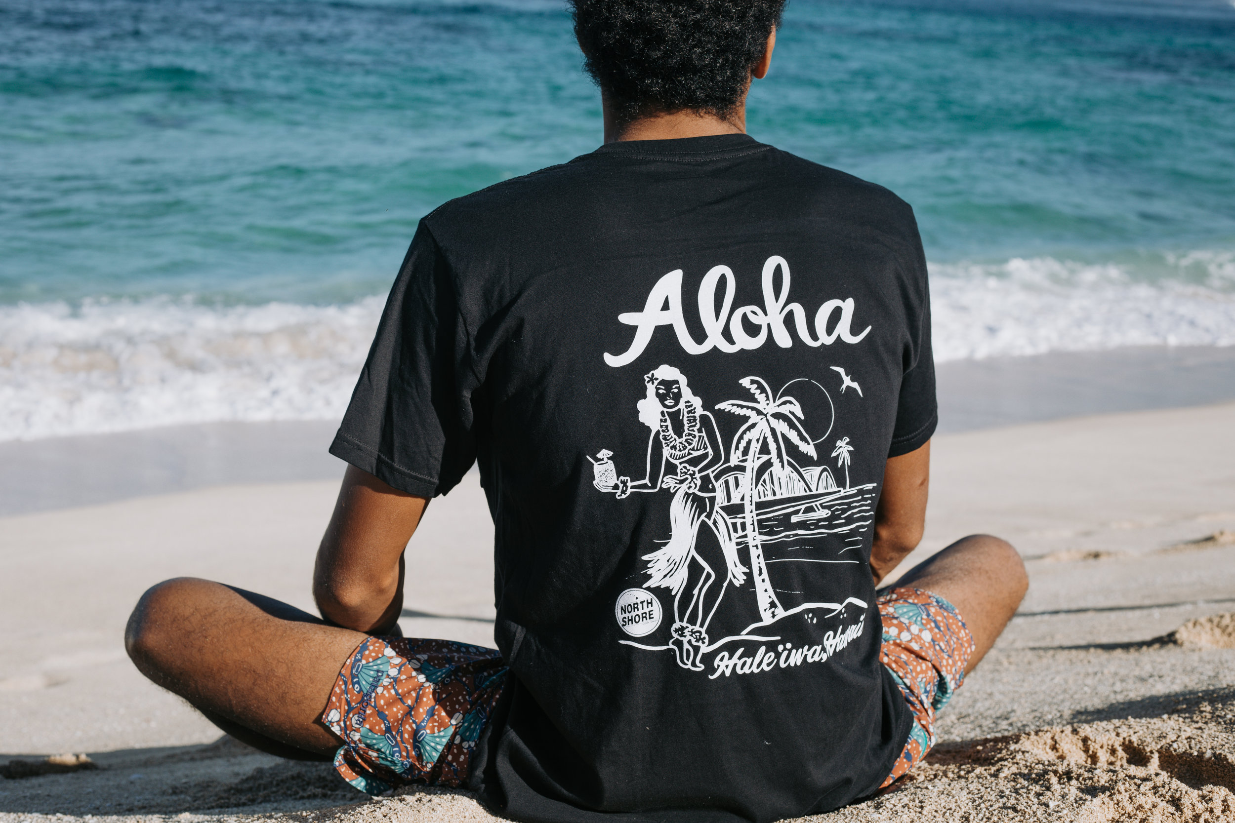 Hula Tee in Black