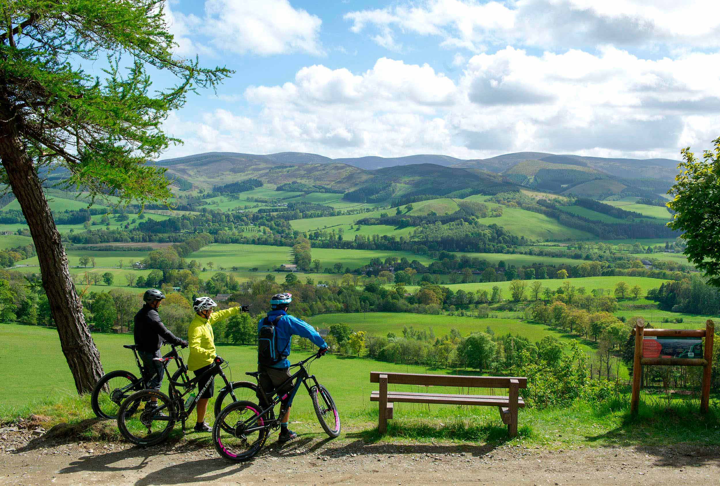 Scottish-Borders-visitscotland_29846837730---Cyclists-enjoy-the-view-over-the-Tweed-valley-from-Glentress-Forest-Peebles-Scottish-Borders-small.jpg