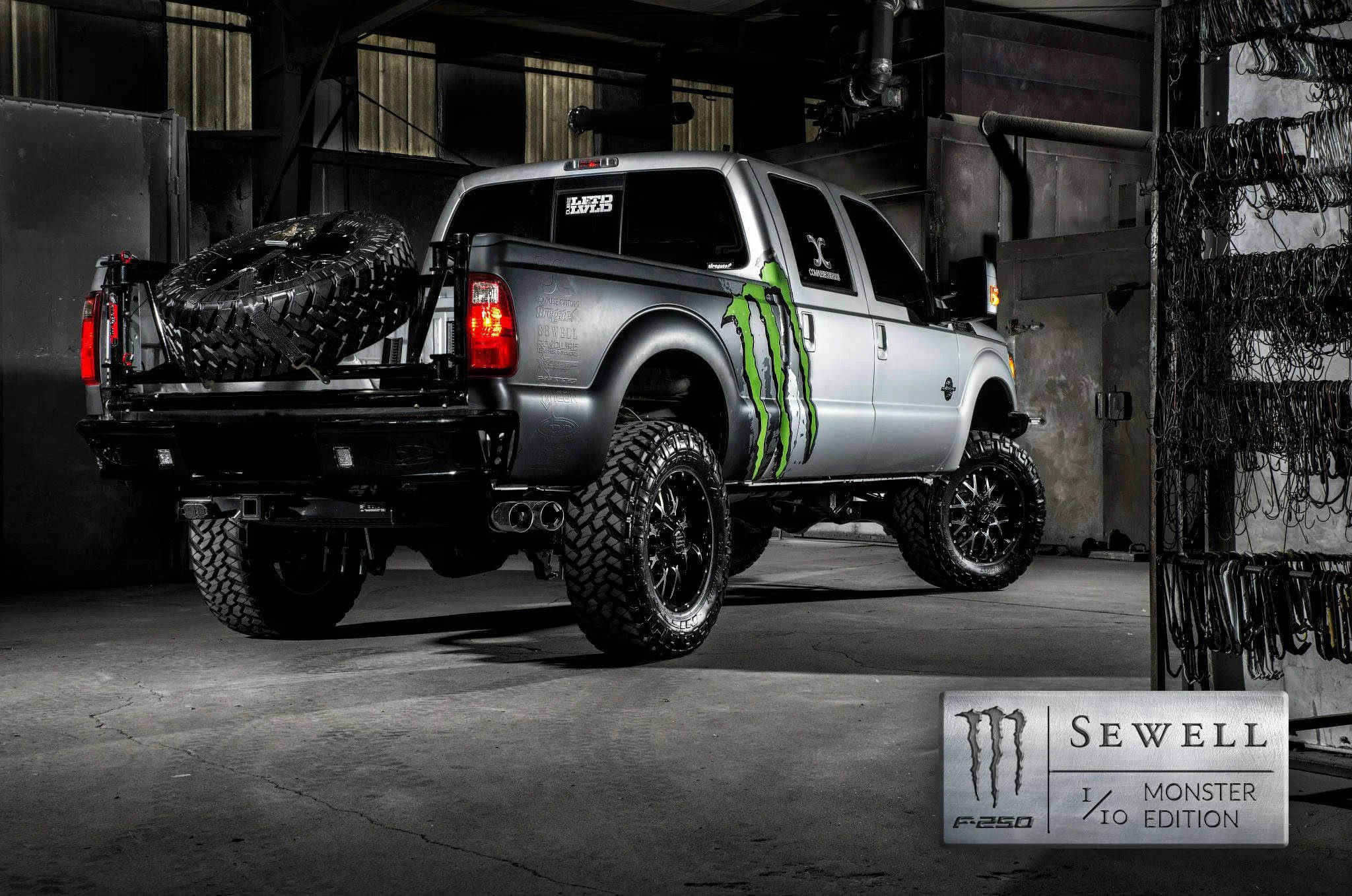 Monster Truck.jpg