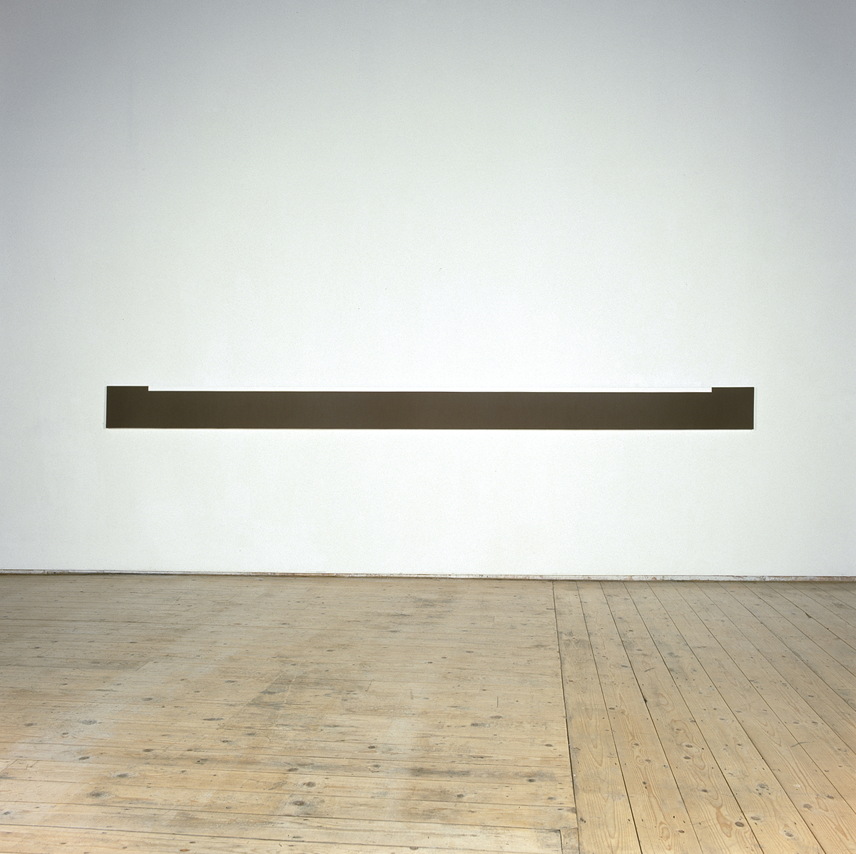 Untitled 1999 Acrylic on canvas 25 x 380 cm