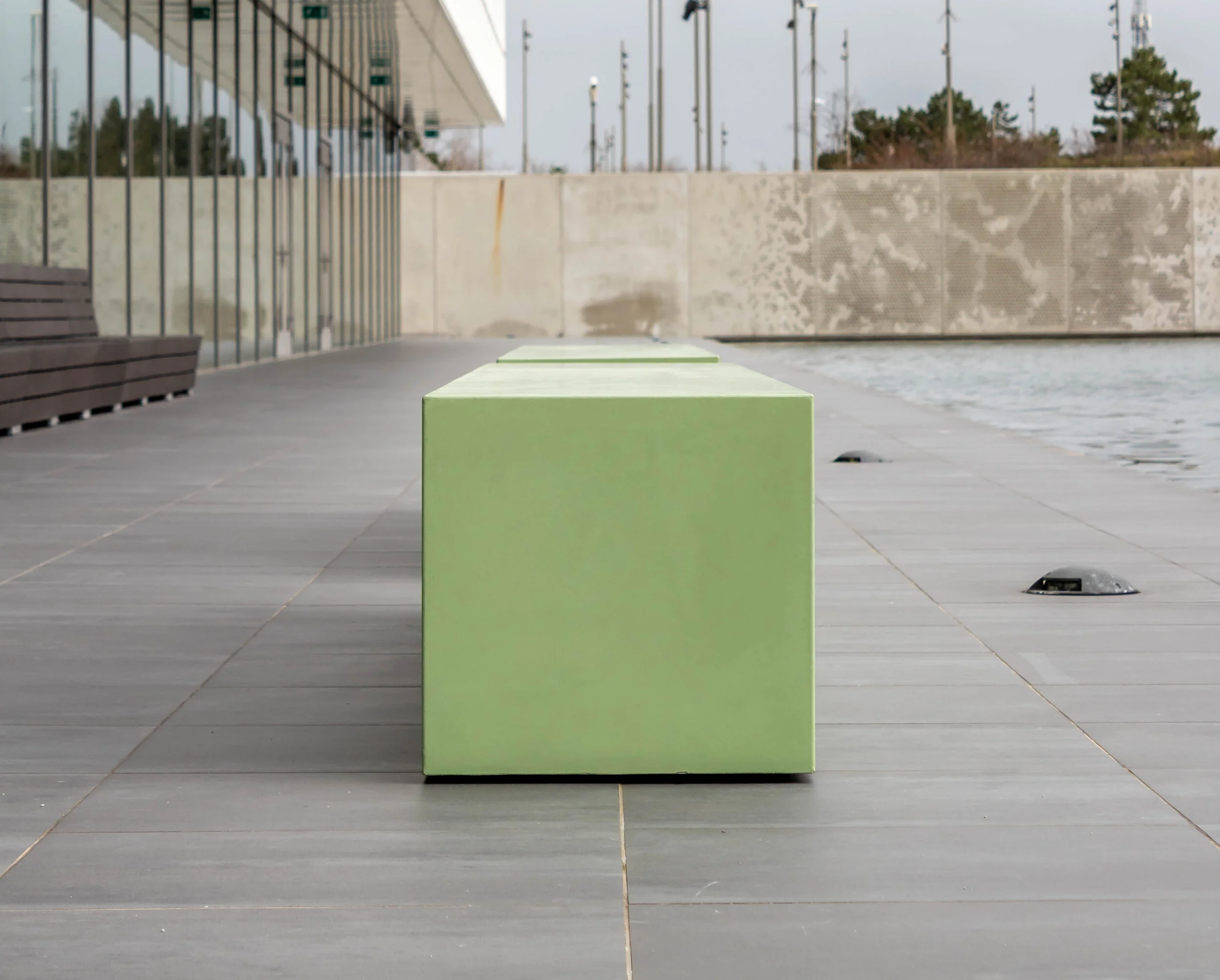 Oak2020Glass fibre reinforced concreteTwo blocks/benches each block 300 cm x 45 cm x 45 cm