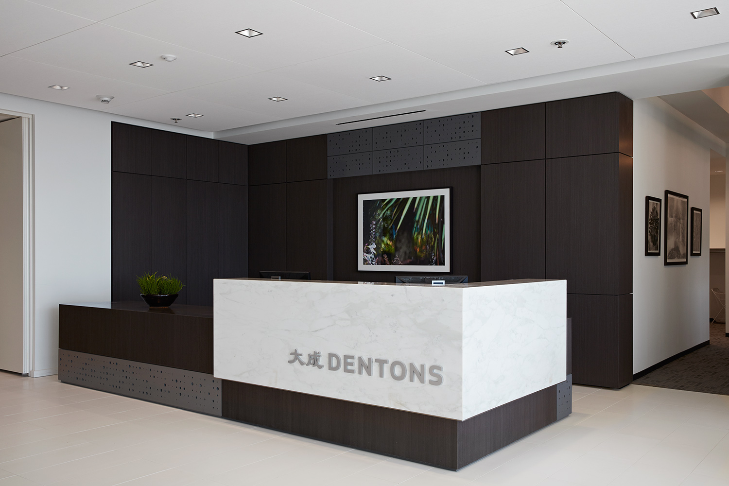 dentons_3.jpg