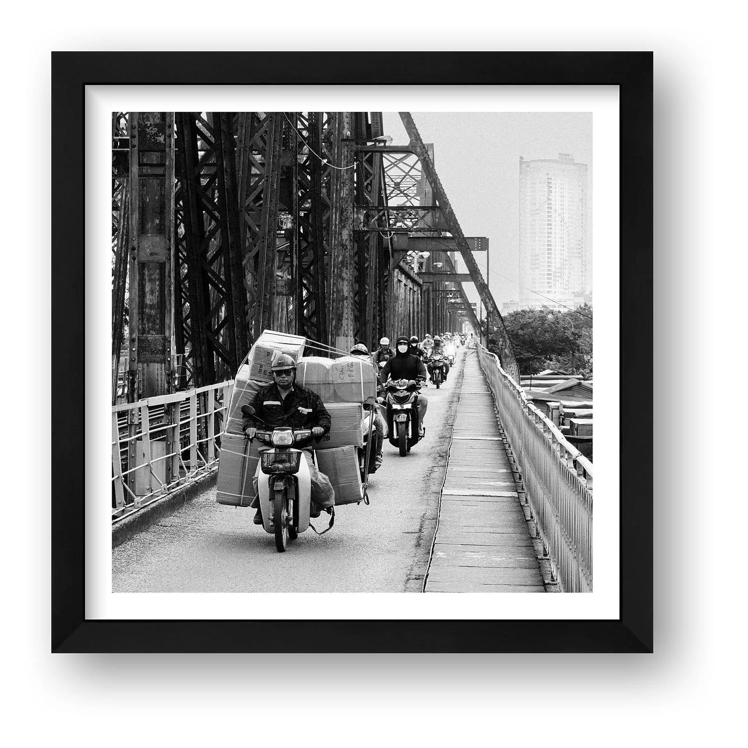 Hanoi Bridge
