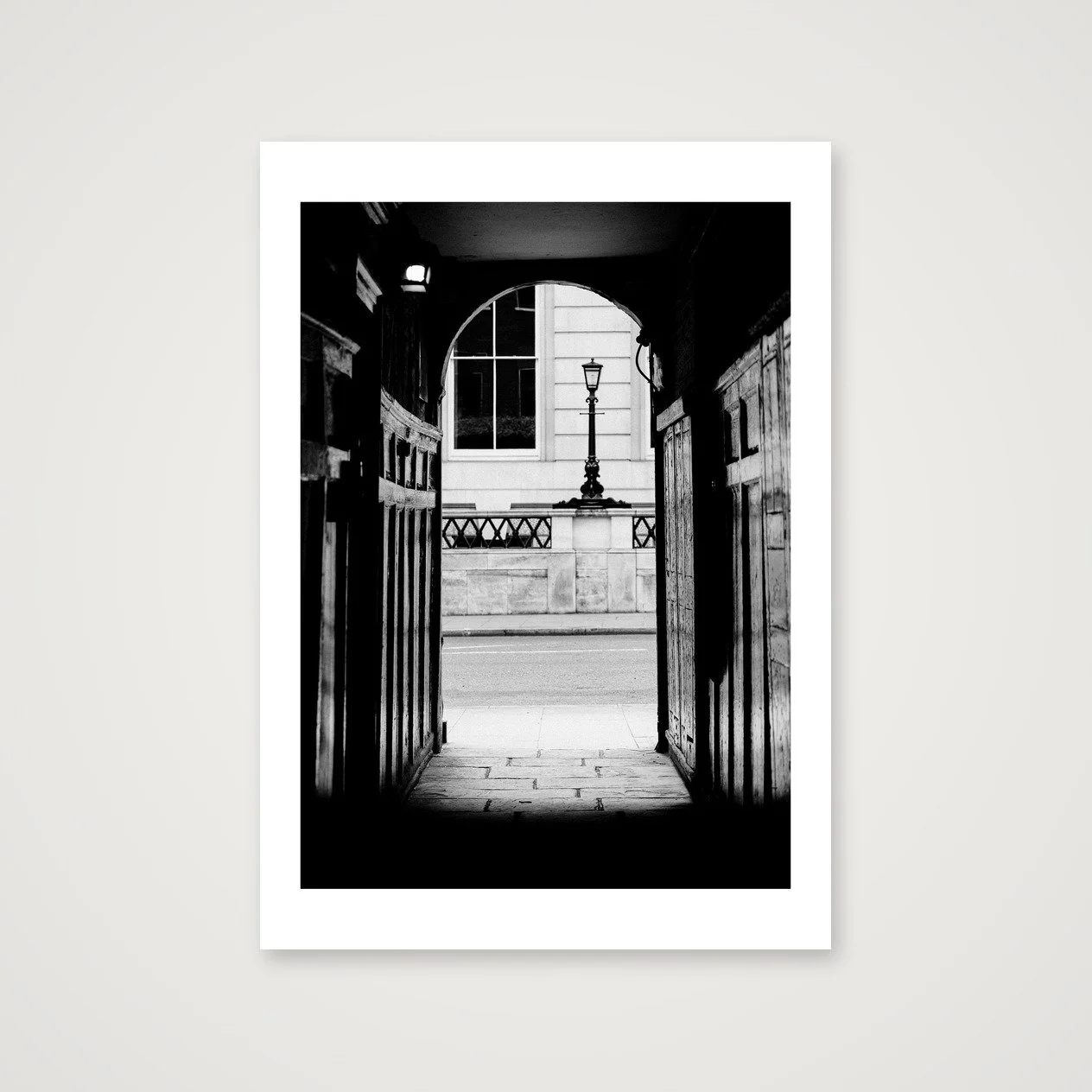 shot_table_f47fa535_e1ca9f41.jpg