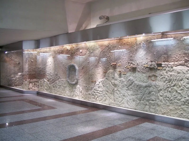On Metaphors of Bodies and Archeology