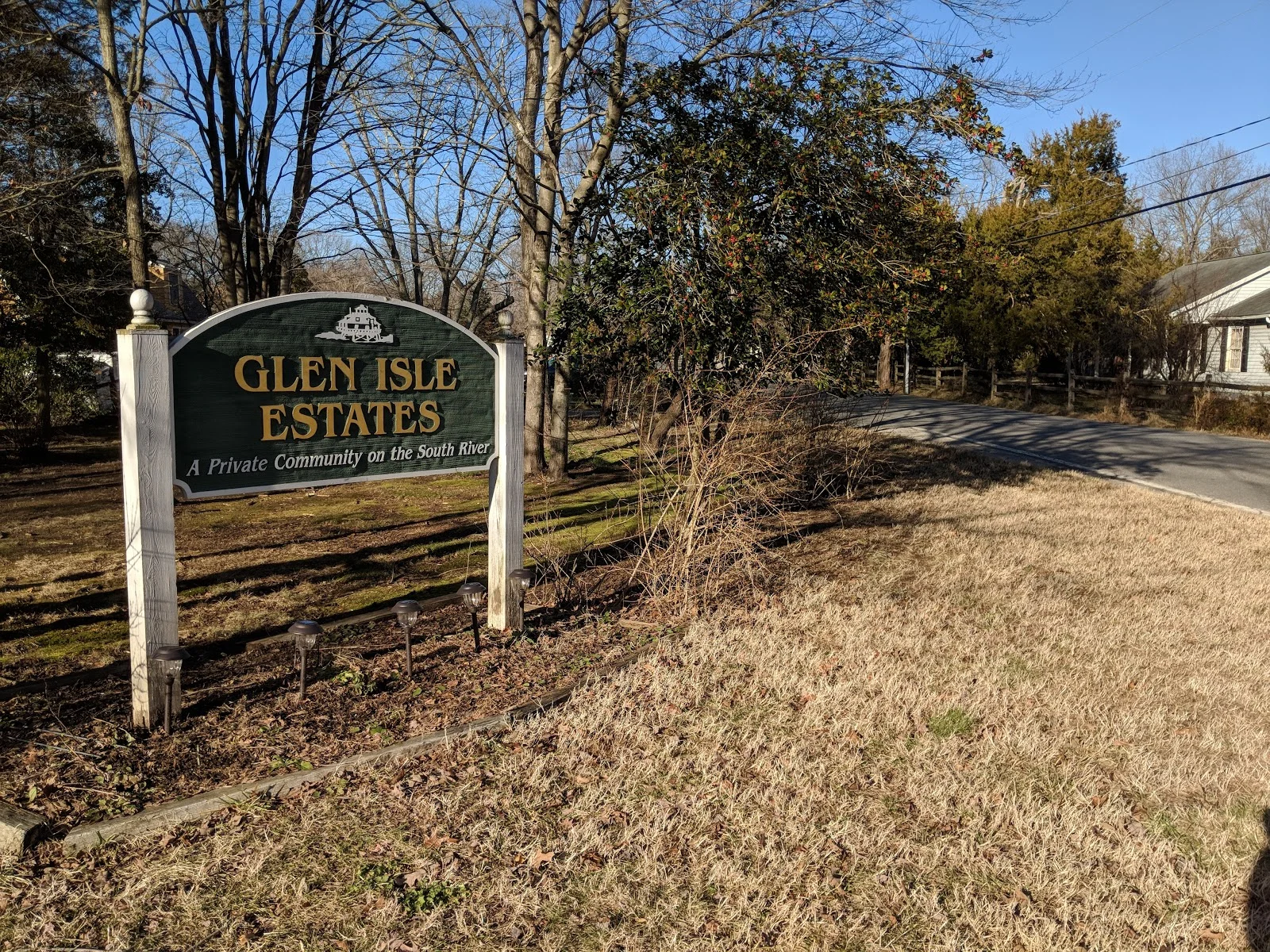Entrance to Glen Isle. Credit: Michael Wagener.