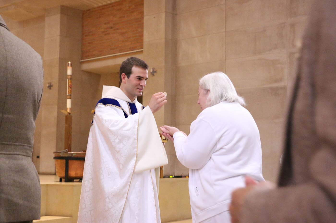 simonbaker_priest_044.jpg