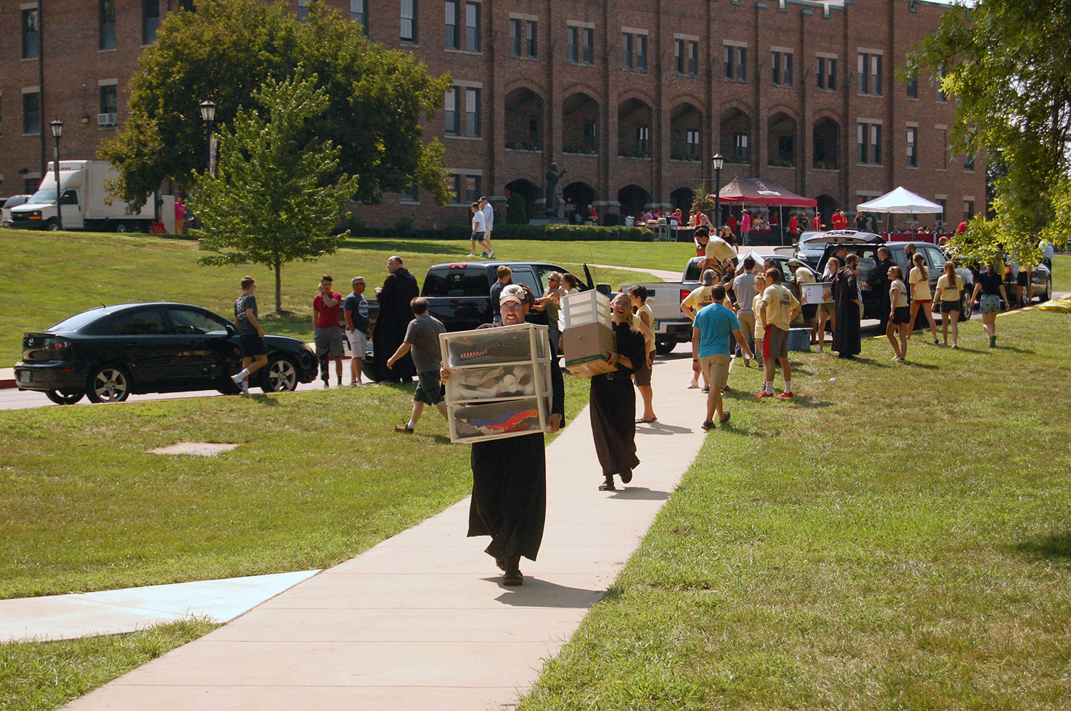 MoveIn2018_0415.jpg