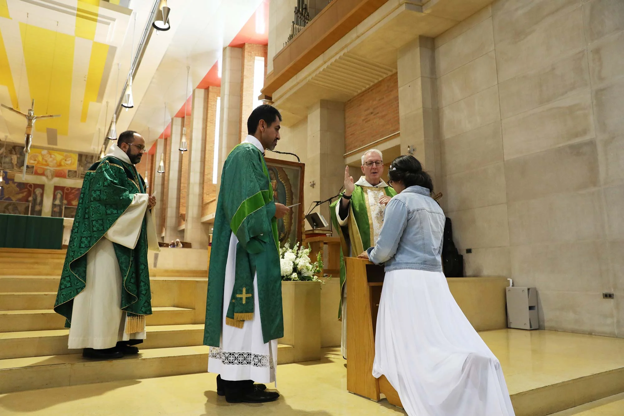 LukeTurner_FirstMass_037.jpg