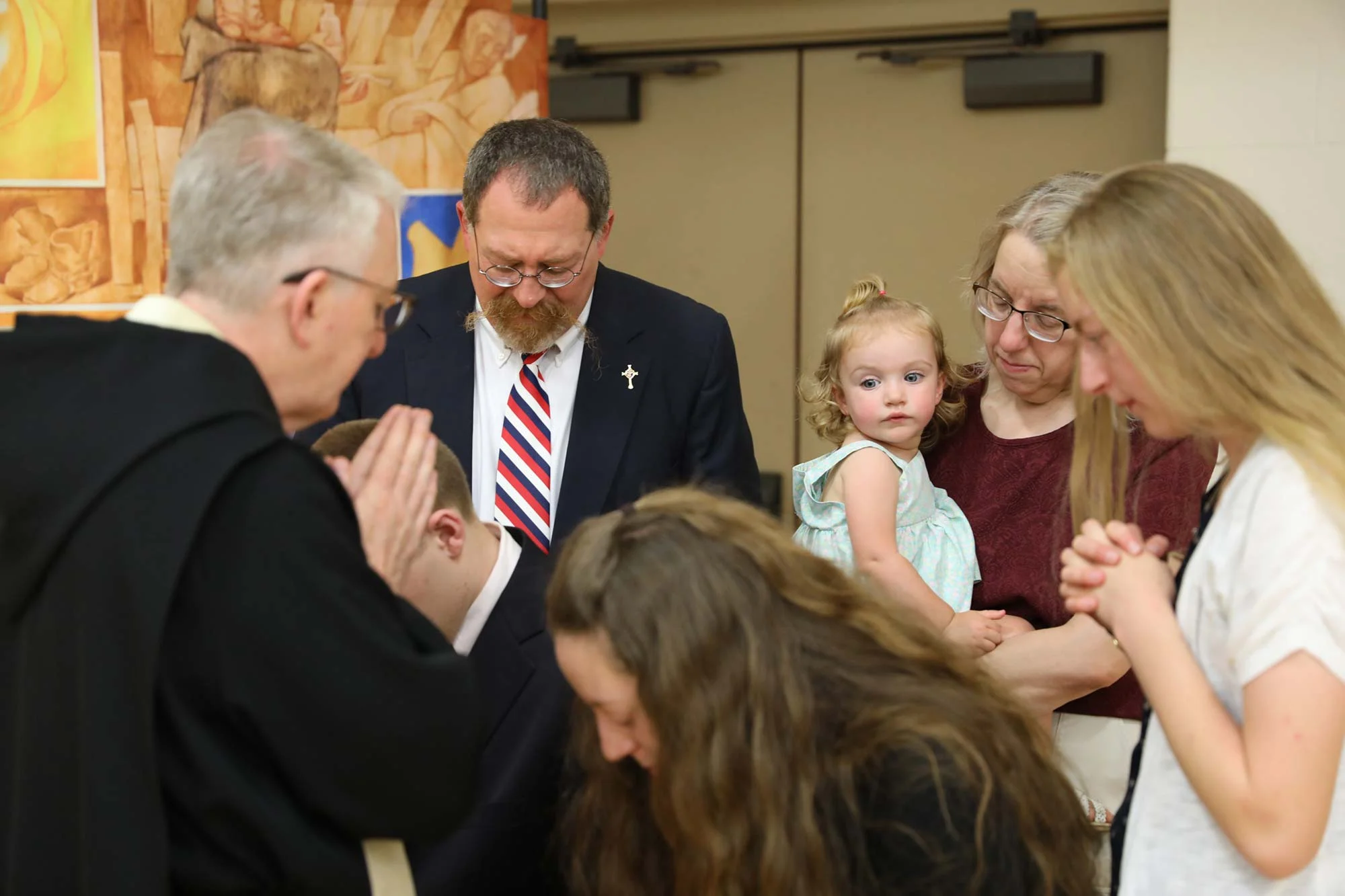 LukeTurner_FirstMass_051.jpg